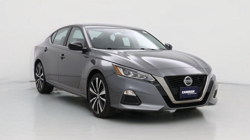 2022 Nissan Altima SR Hero Image