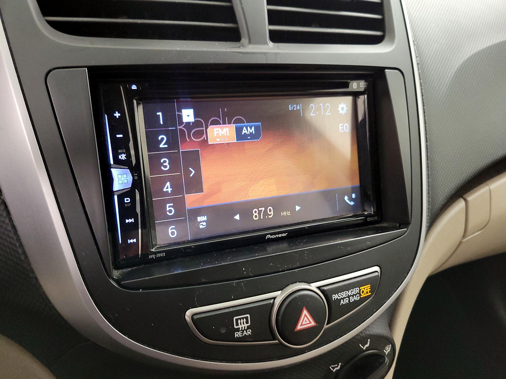 Thumbnail: 2017 Hyundai Accent - 14