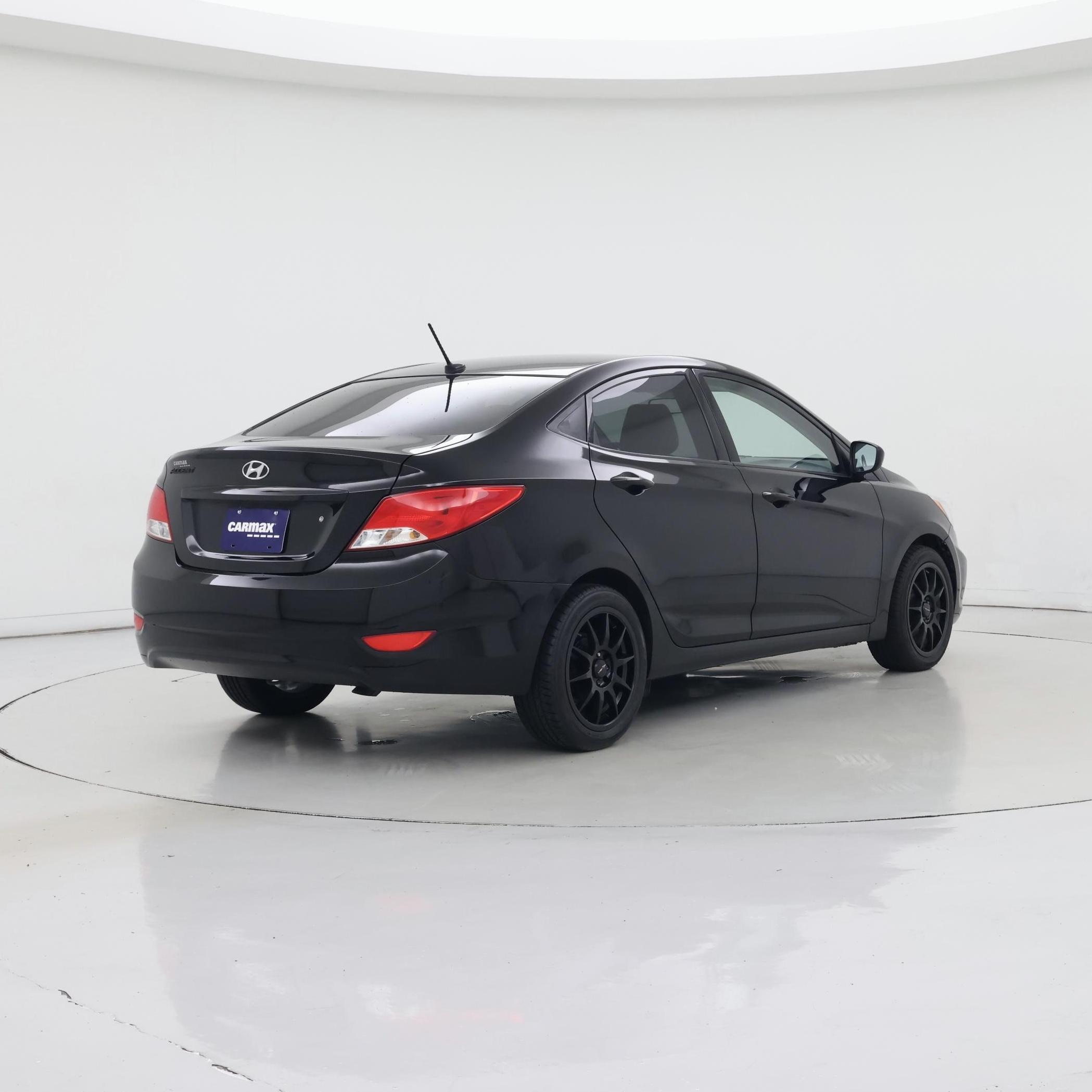 Thumbnail: 2017 Hyundai Accent - 8