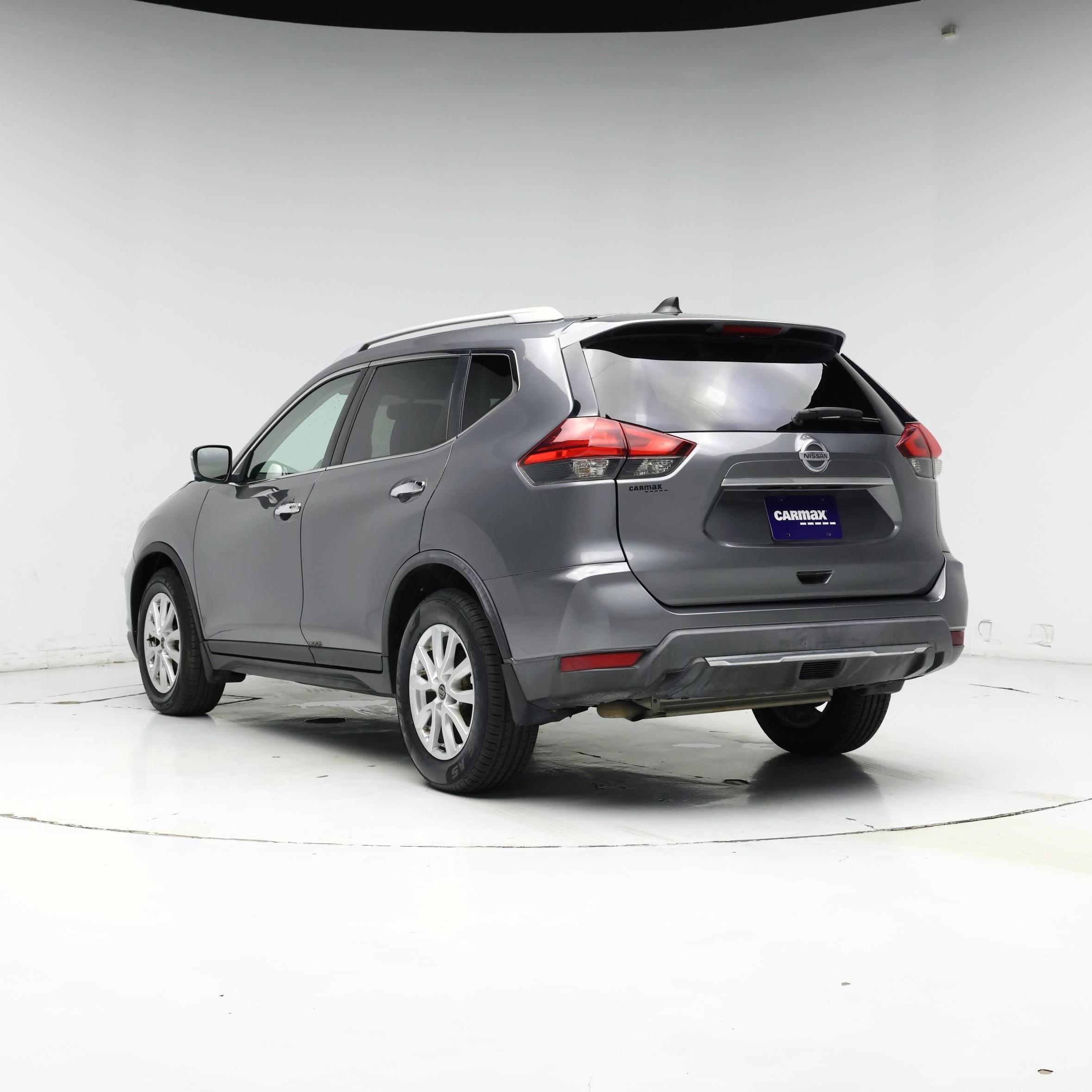 Thumbnail: 2017 Nissan Rogue - 2