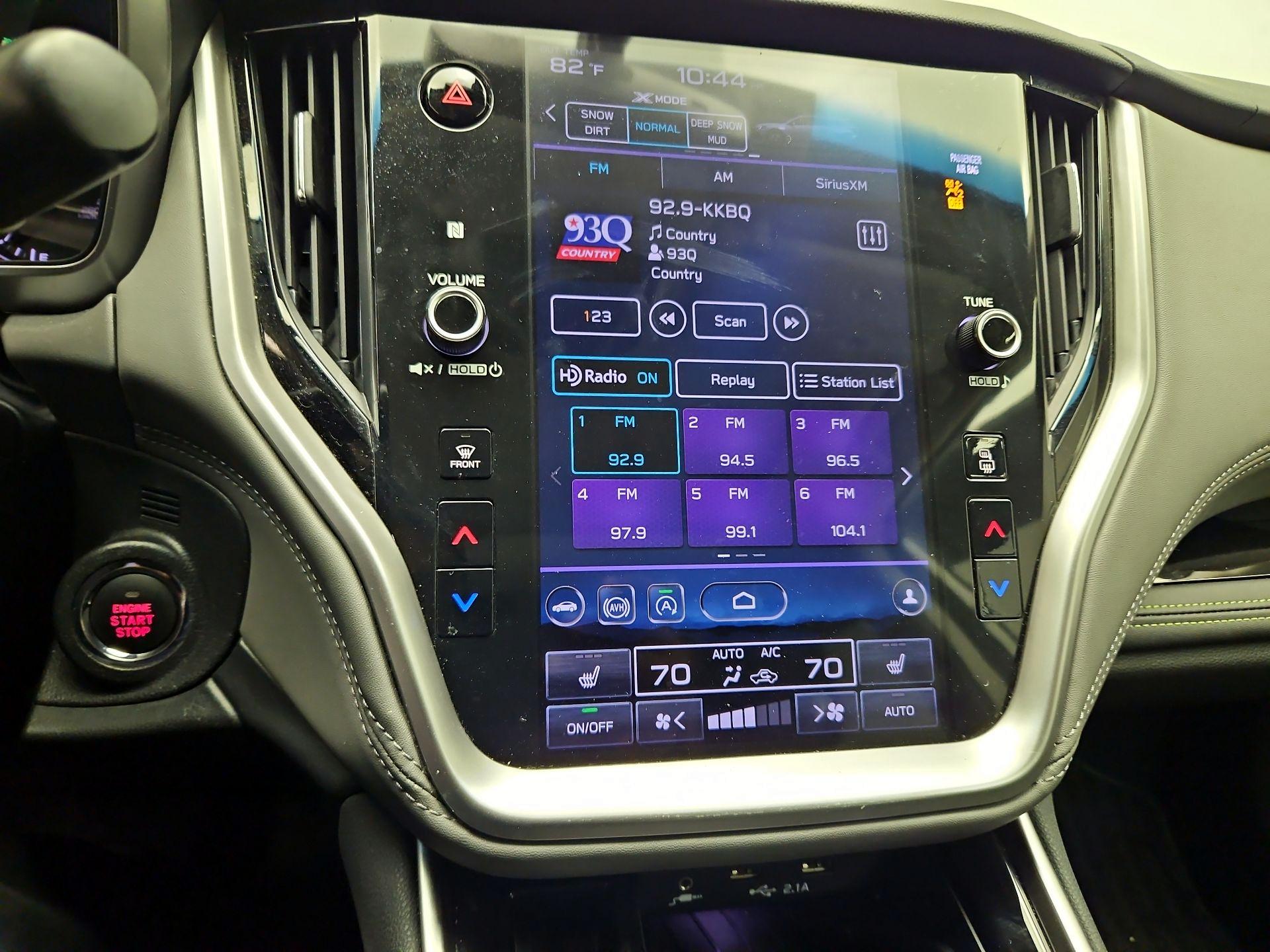 Thumbnail: 2020 Ford Explorer - 16