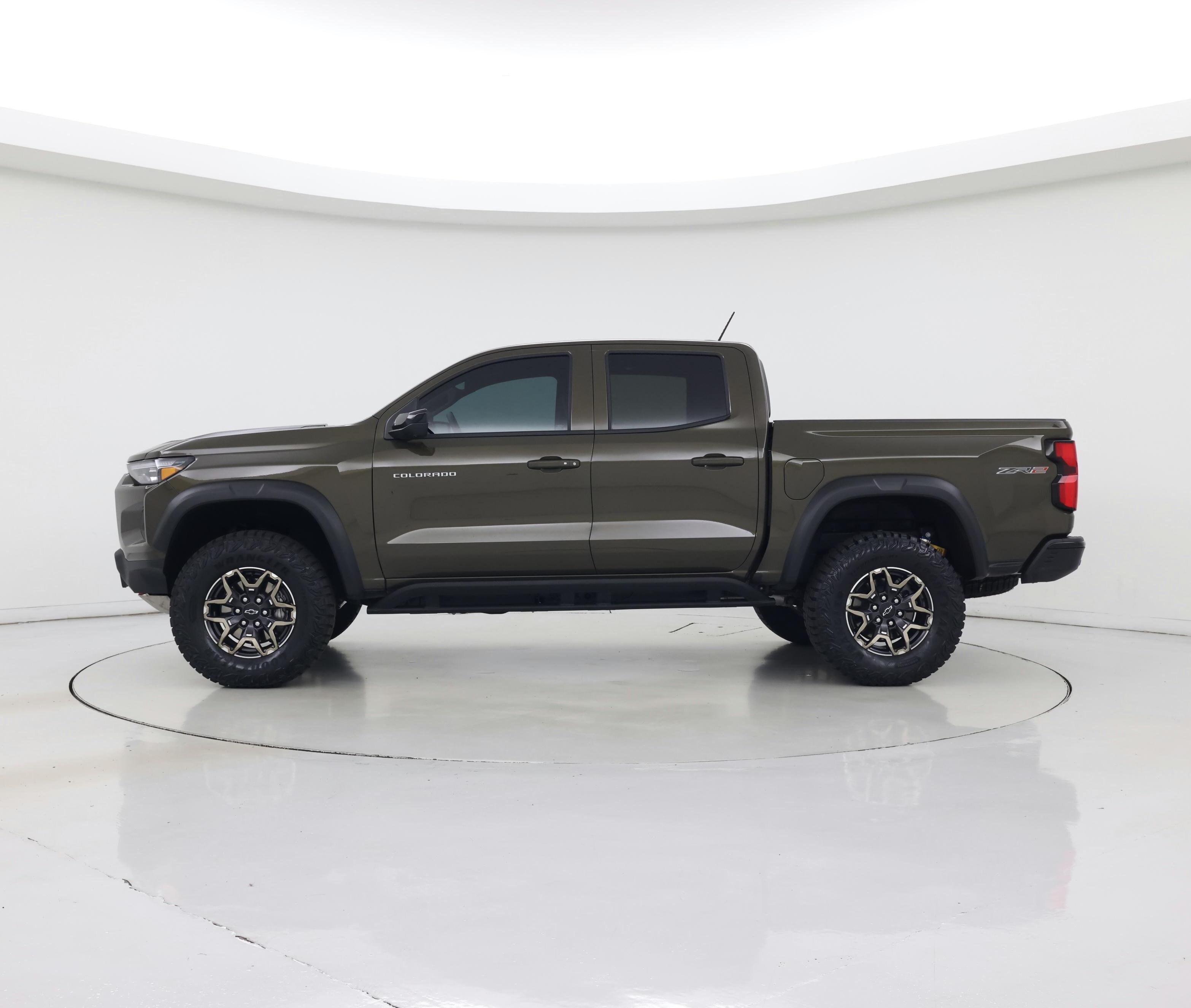 Thumbnail: 2025 Chevrolet Colorado - 3