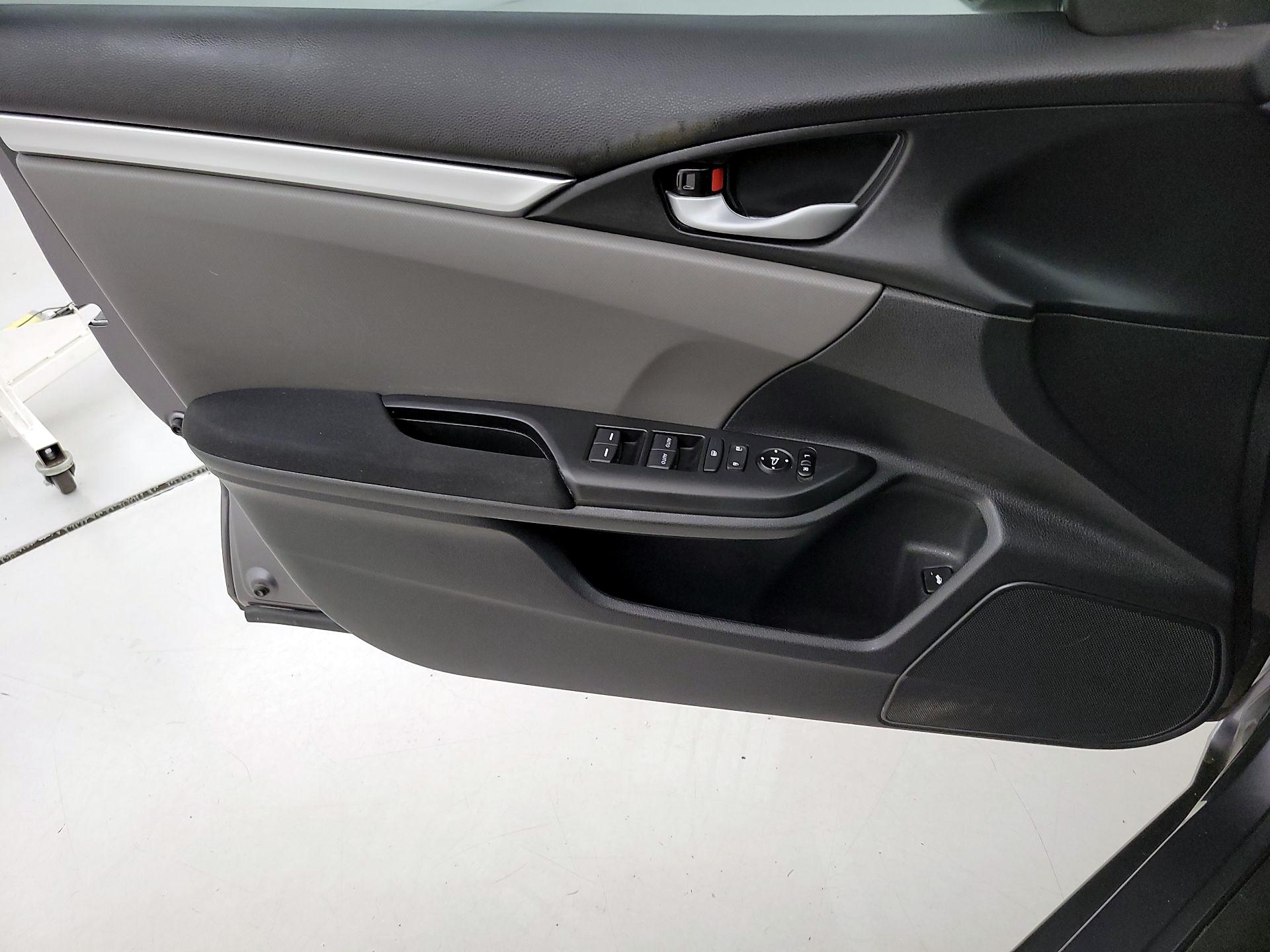Thumbnail: 2020 Honda Civic - 12