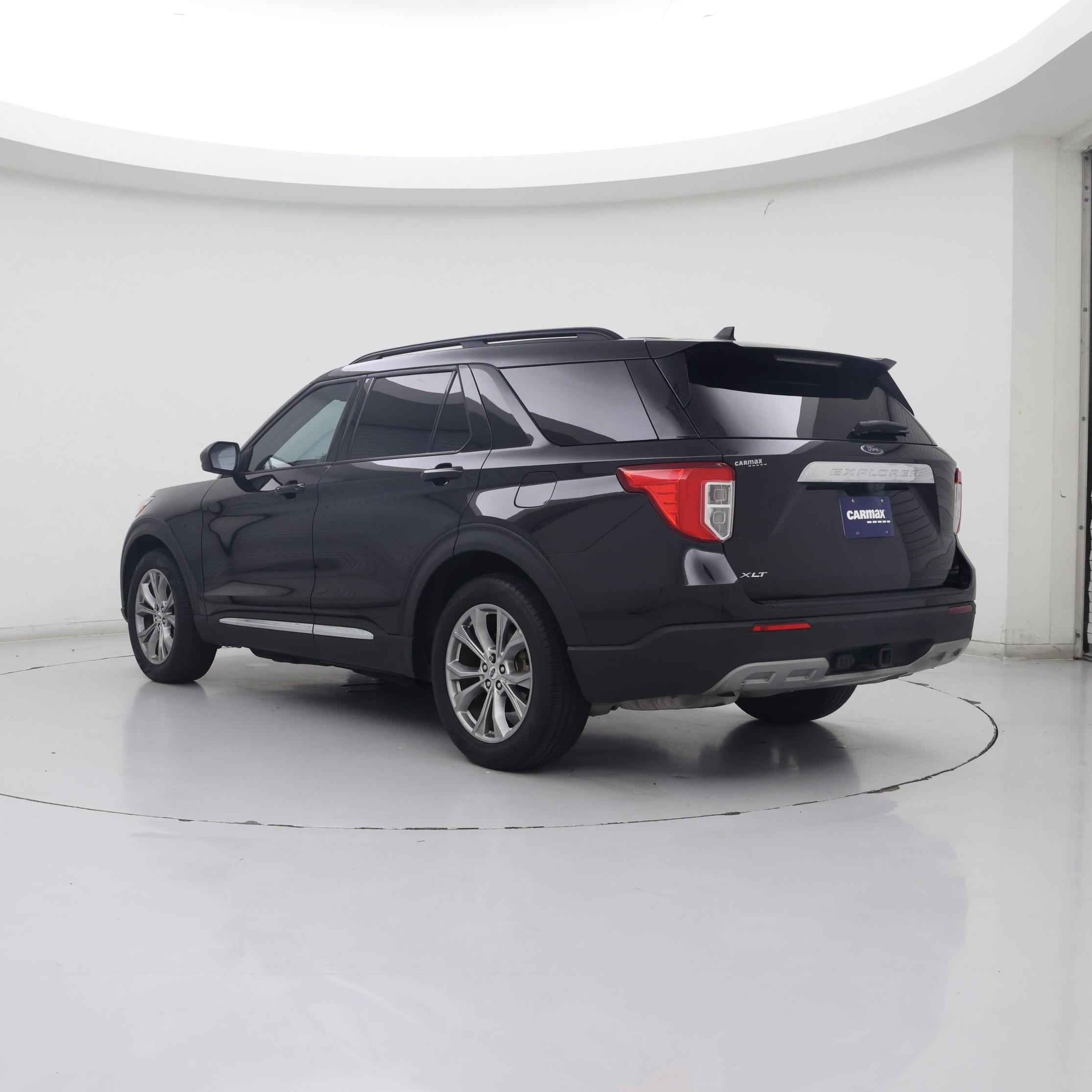 Thumbnail: 2022 Ford Explorer - 2