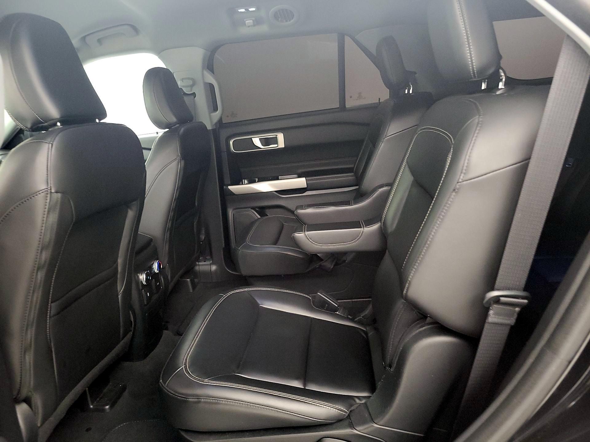 Thumbnail: 2022 Ford Explorer - 19