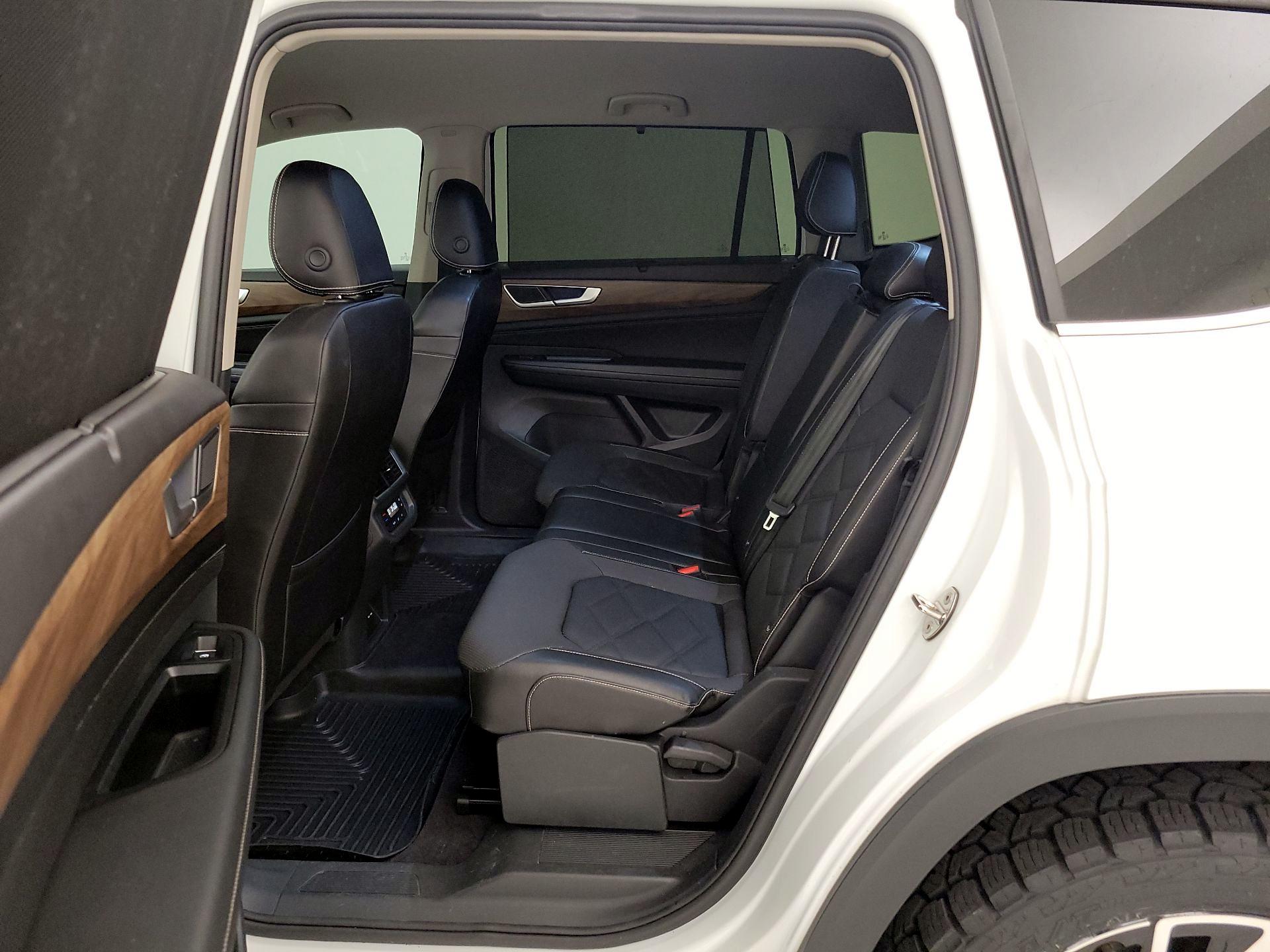 Thumbnail: 2024 Volkswagen Atlas - 19