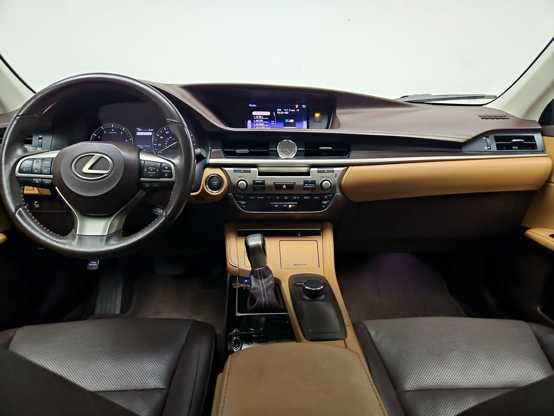 Thumbnail: 2018 Lexus ES - 9