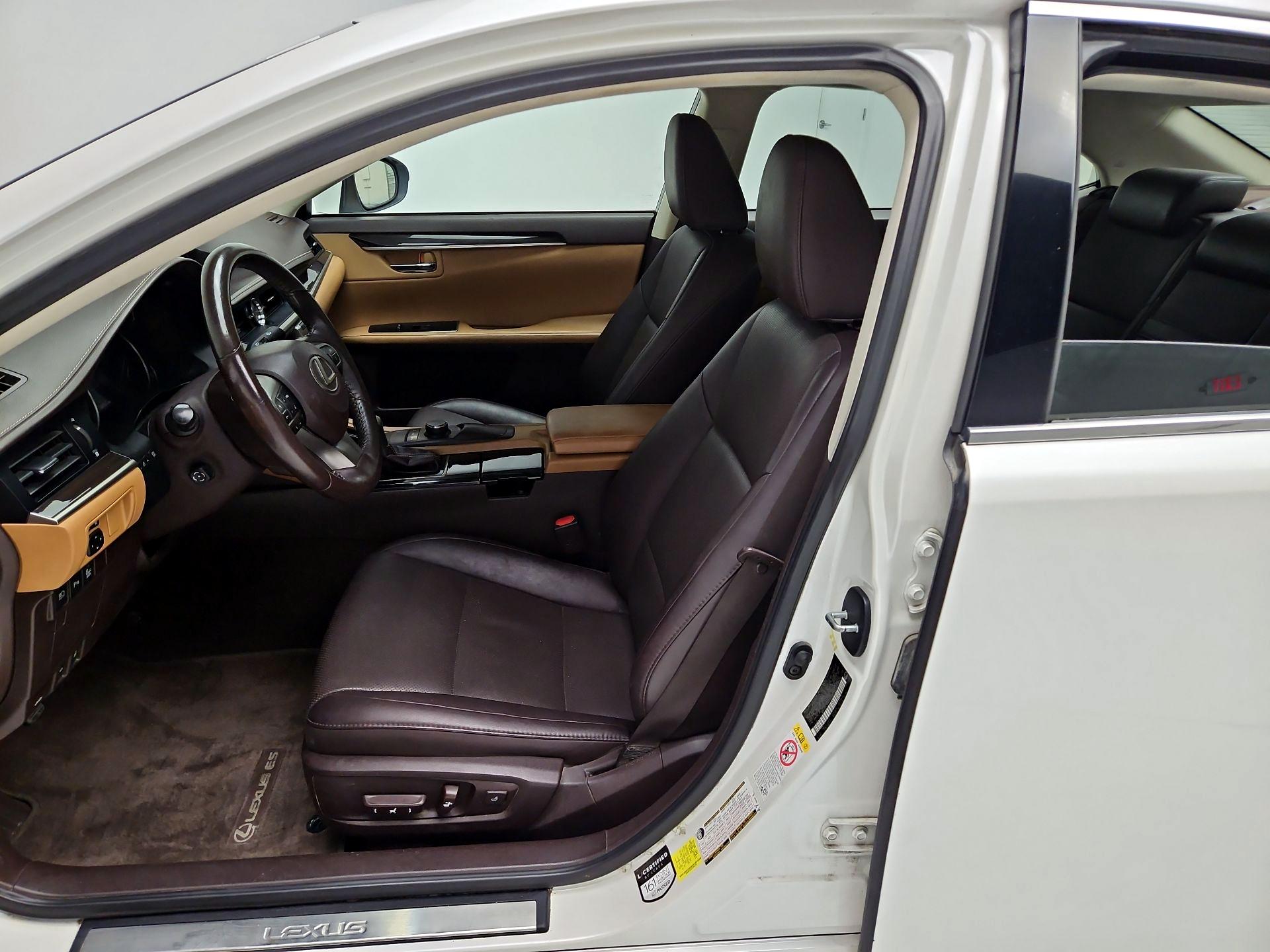 Thumbnail: 2018 Lexus ES - 11