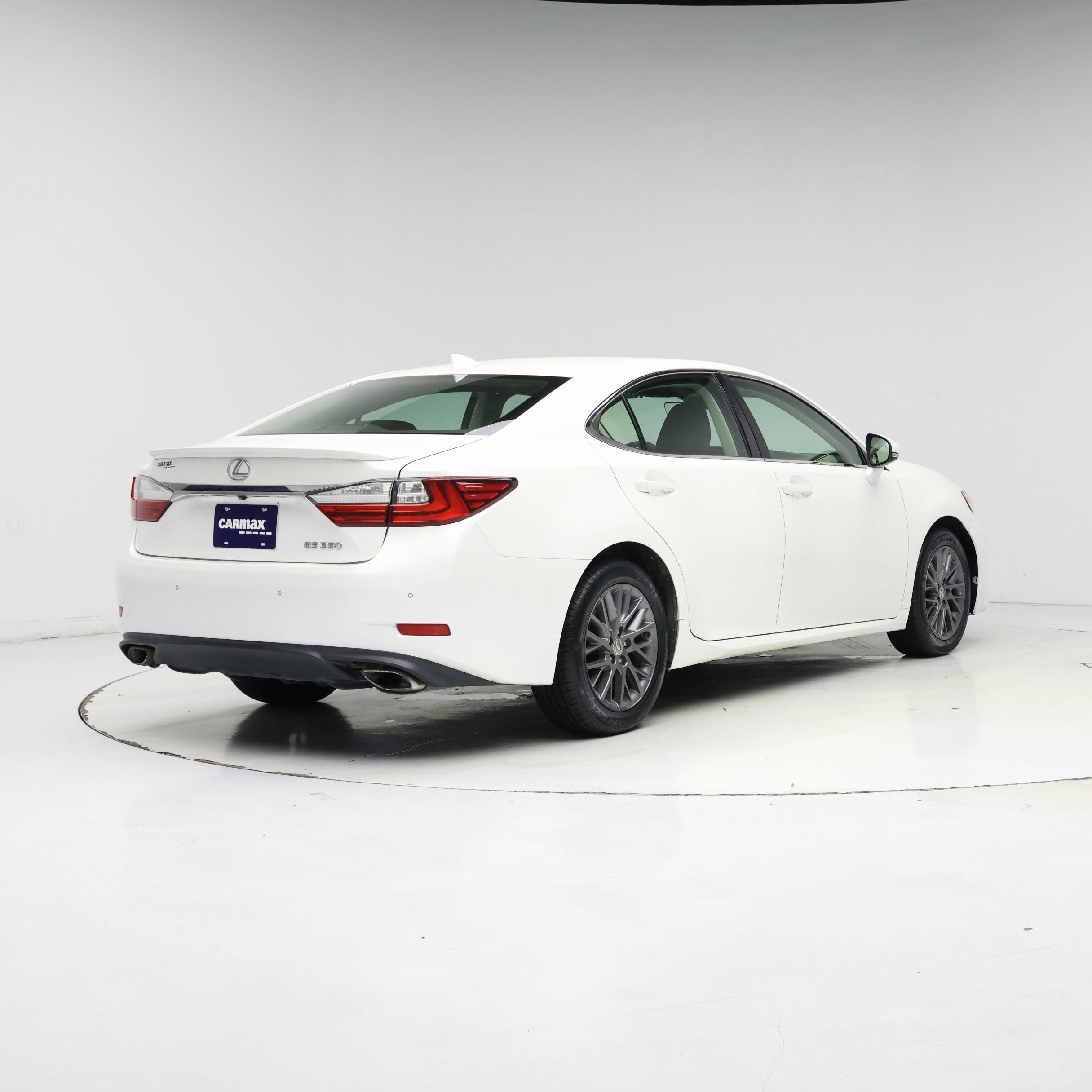 Thumbnail: 2018 Lexus ES - 8