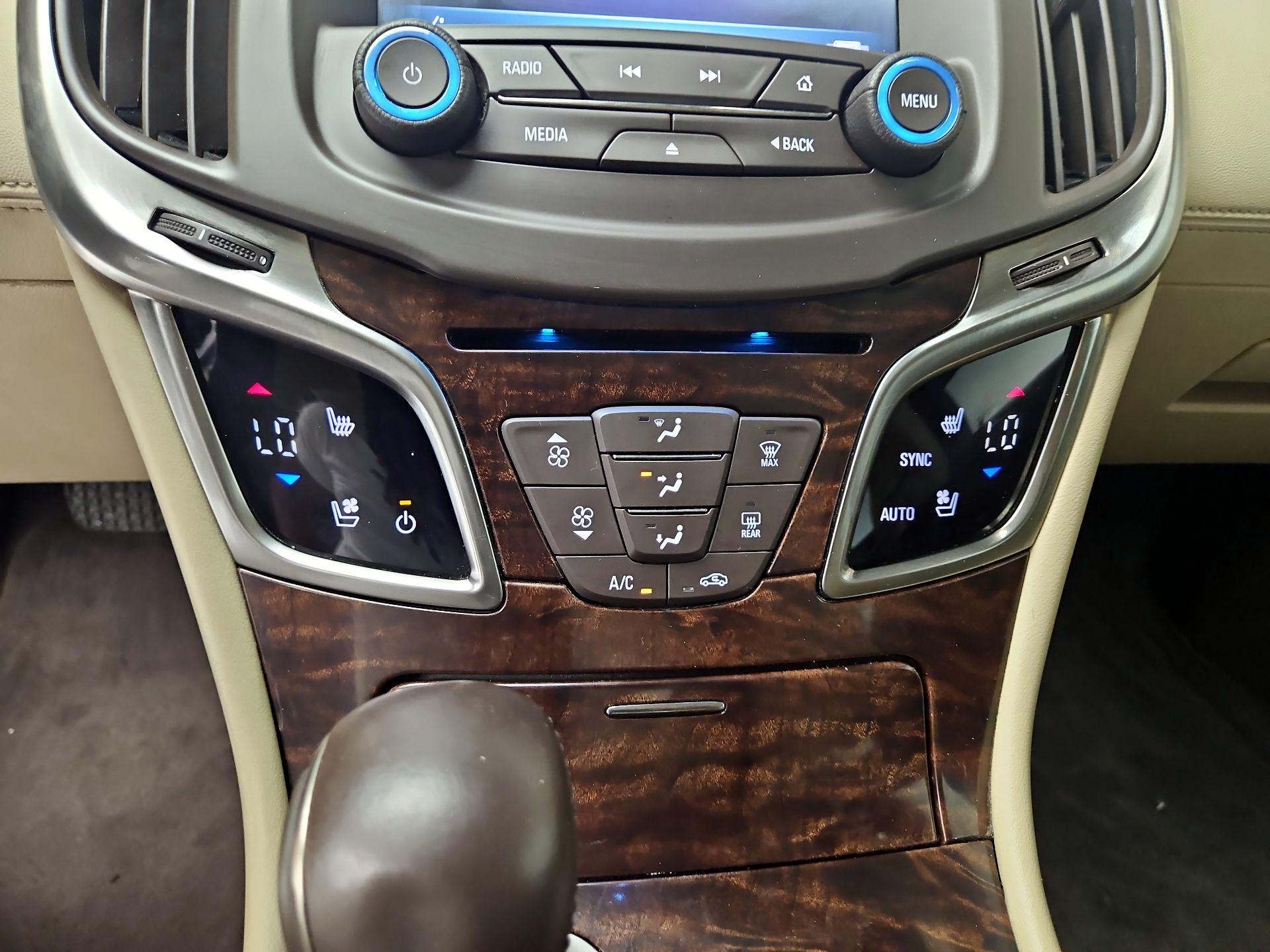 Thumbnail: 2014 Buick LaCrosse - 17