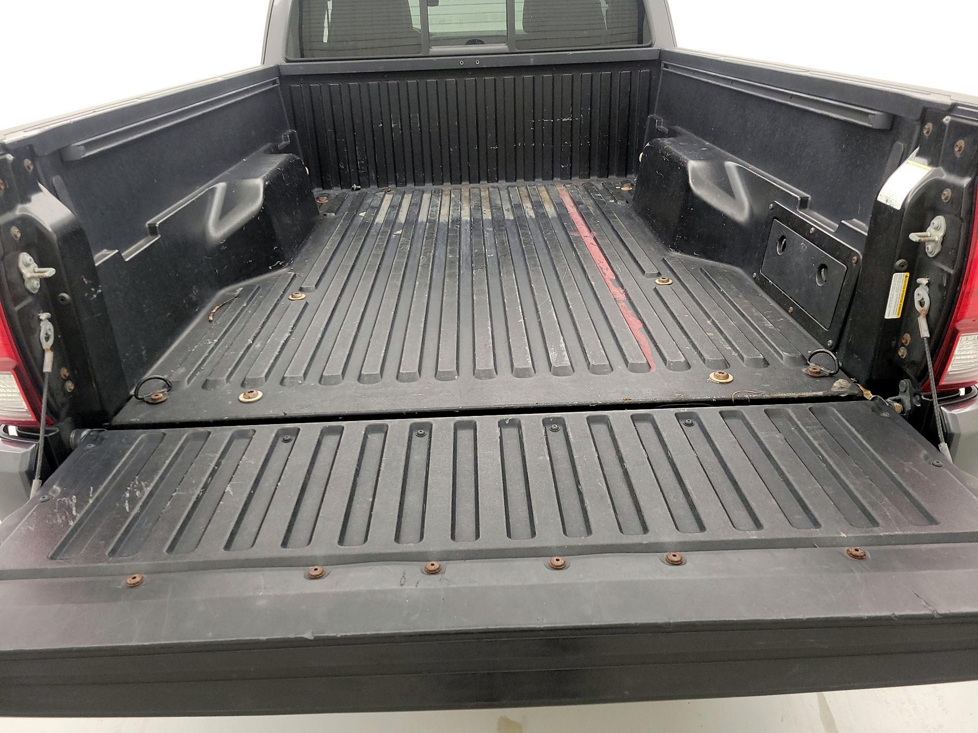 Thumbnail: 2021 Toyota Tacoma - 20