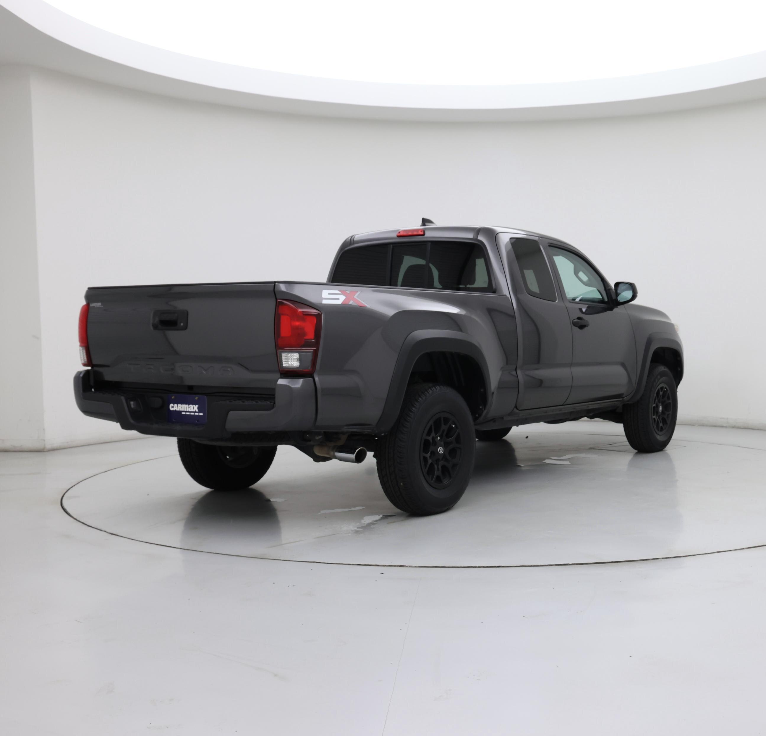 Thumbnail: 2021 Toyota Tacoma - 8