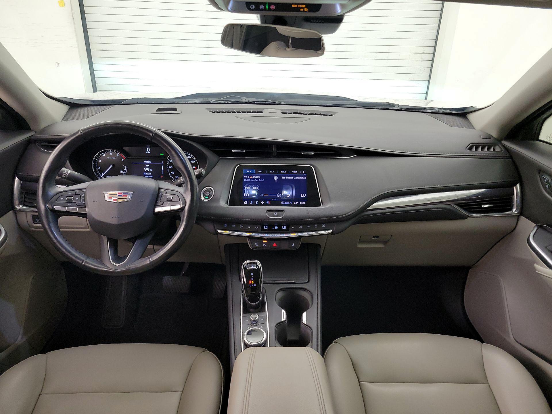 Thumbnail: 2021 Cadillac XT4 - 9