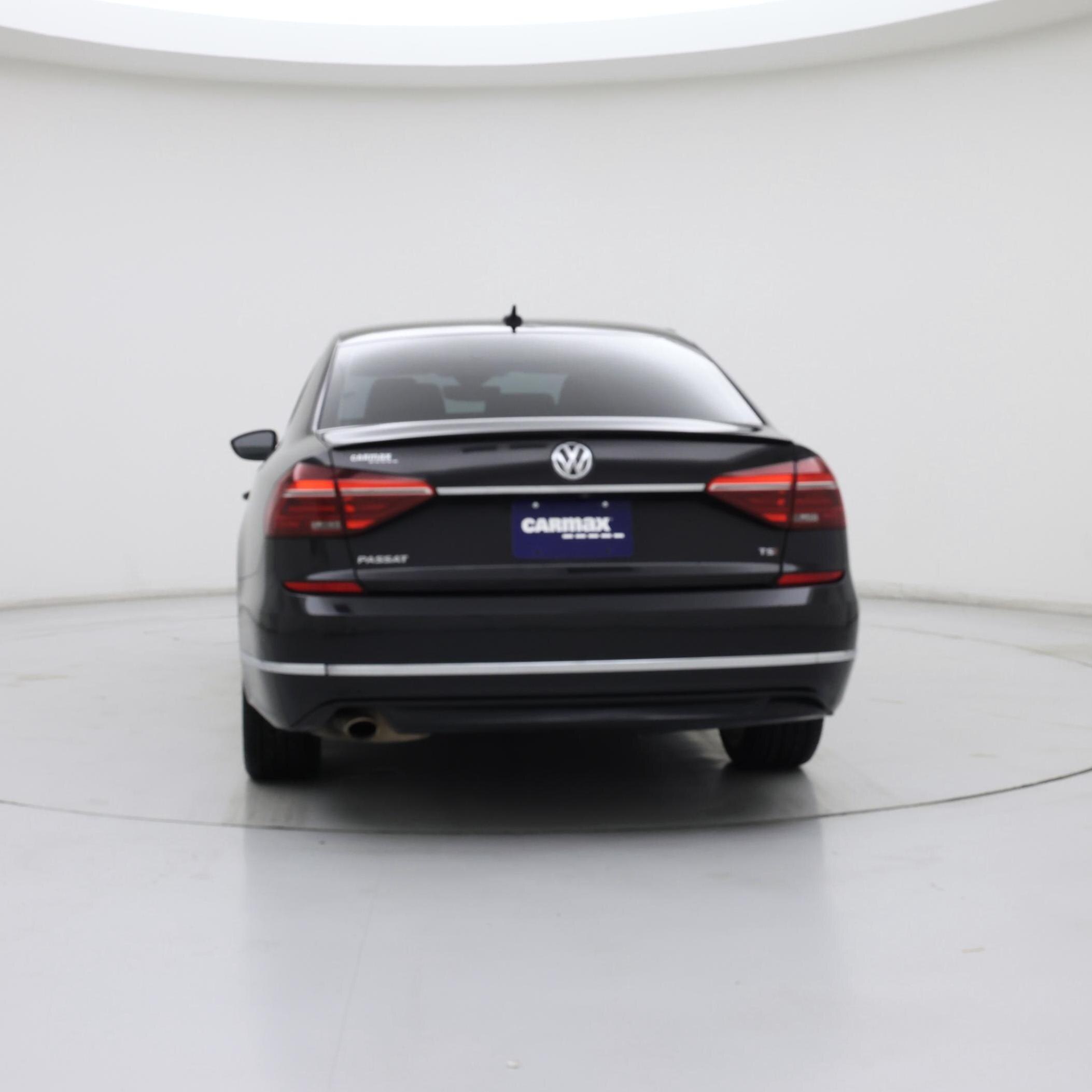 Thumbnail: 2019 Volkswagen Passat - 6