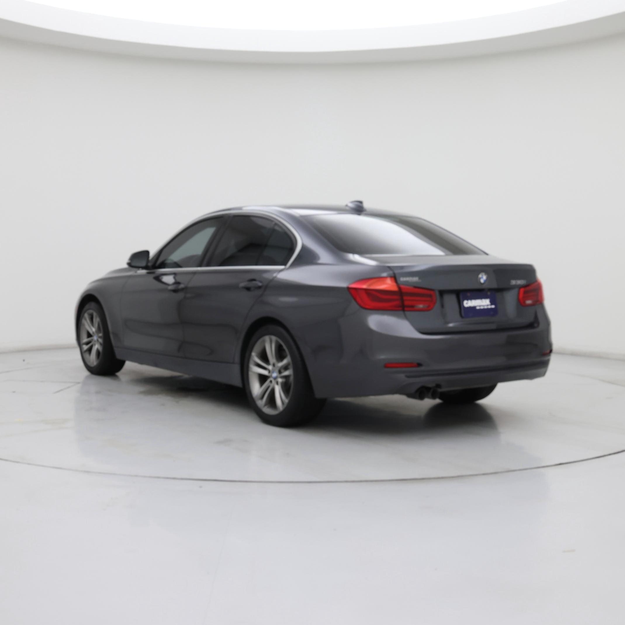 Thumbnail: 2018 BMW 3 Series - 2
