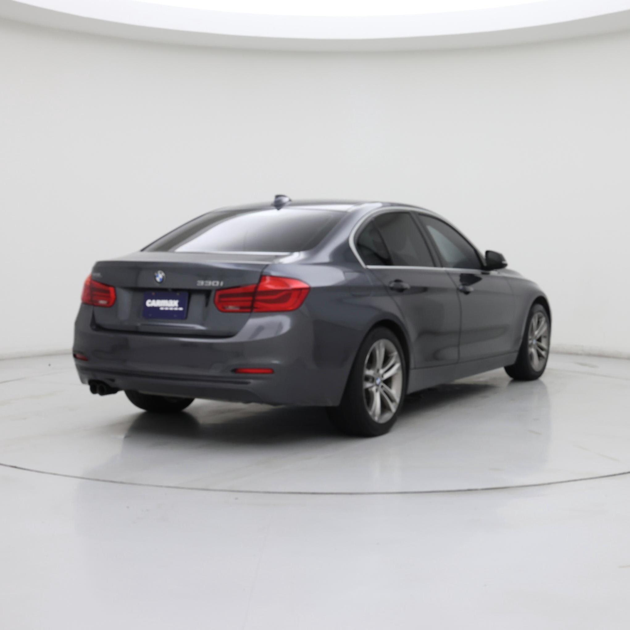 Thumbnail: 2018 BMW 3 Series - 8