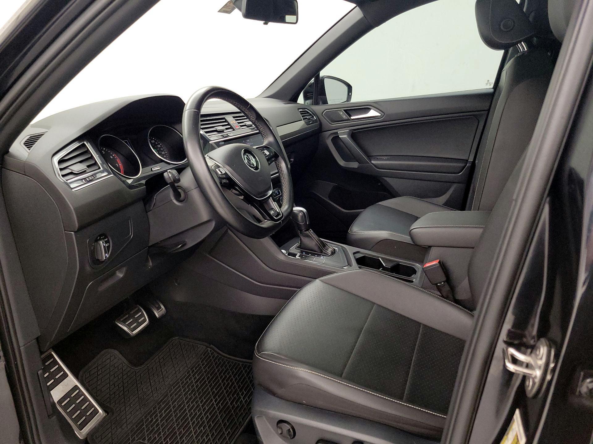 Thumbnail: 2021 Volkswagen Tiguan - 11