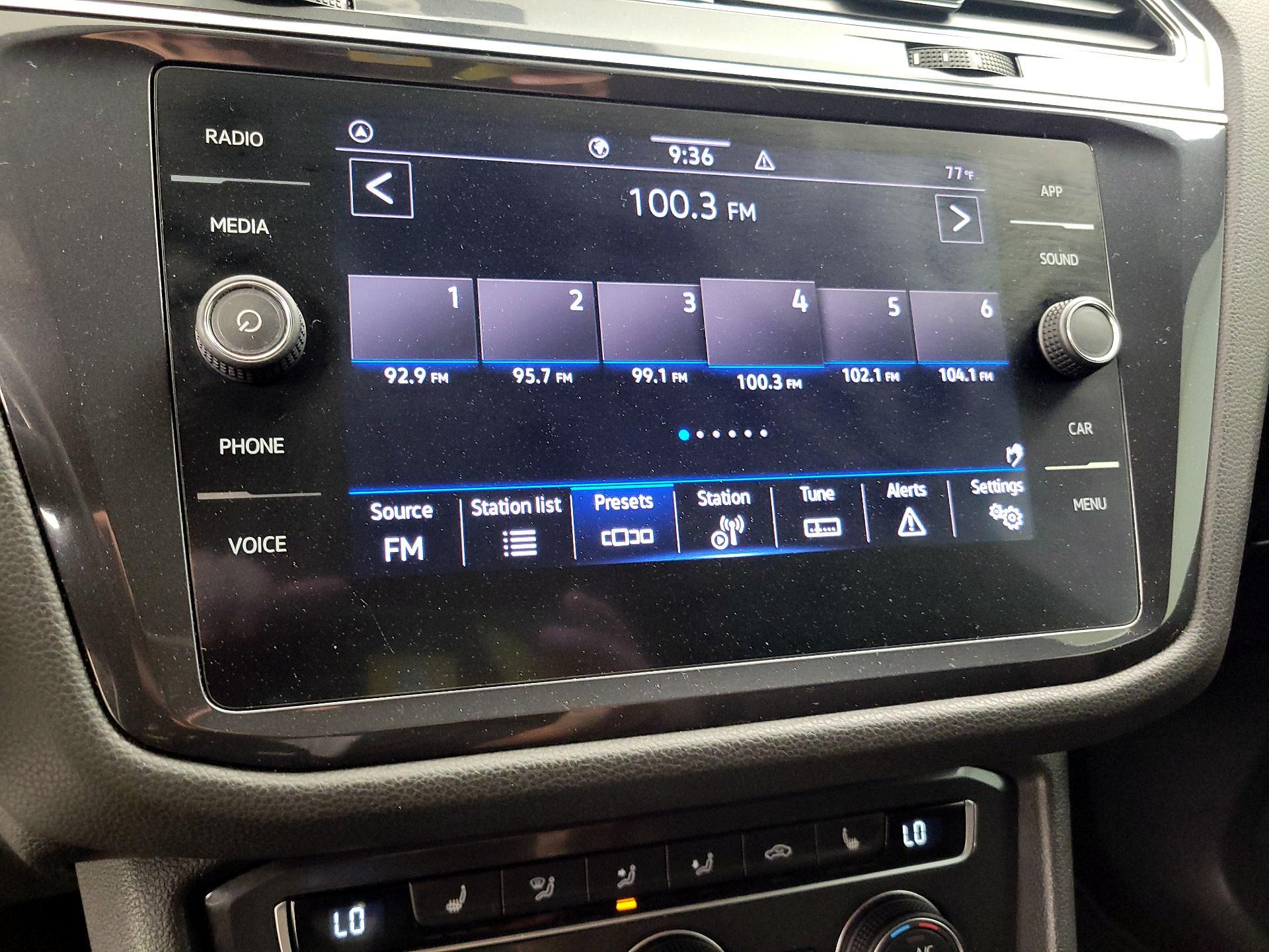 Thumbnail: 2021 Volkswagen Tiguan - 15