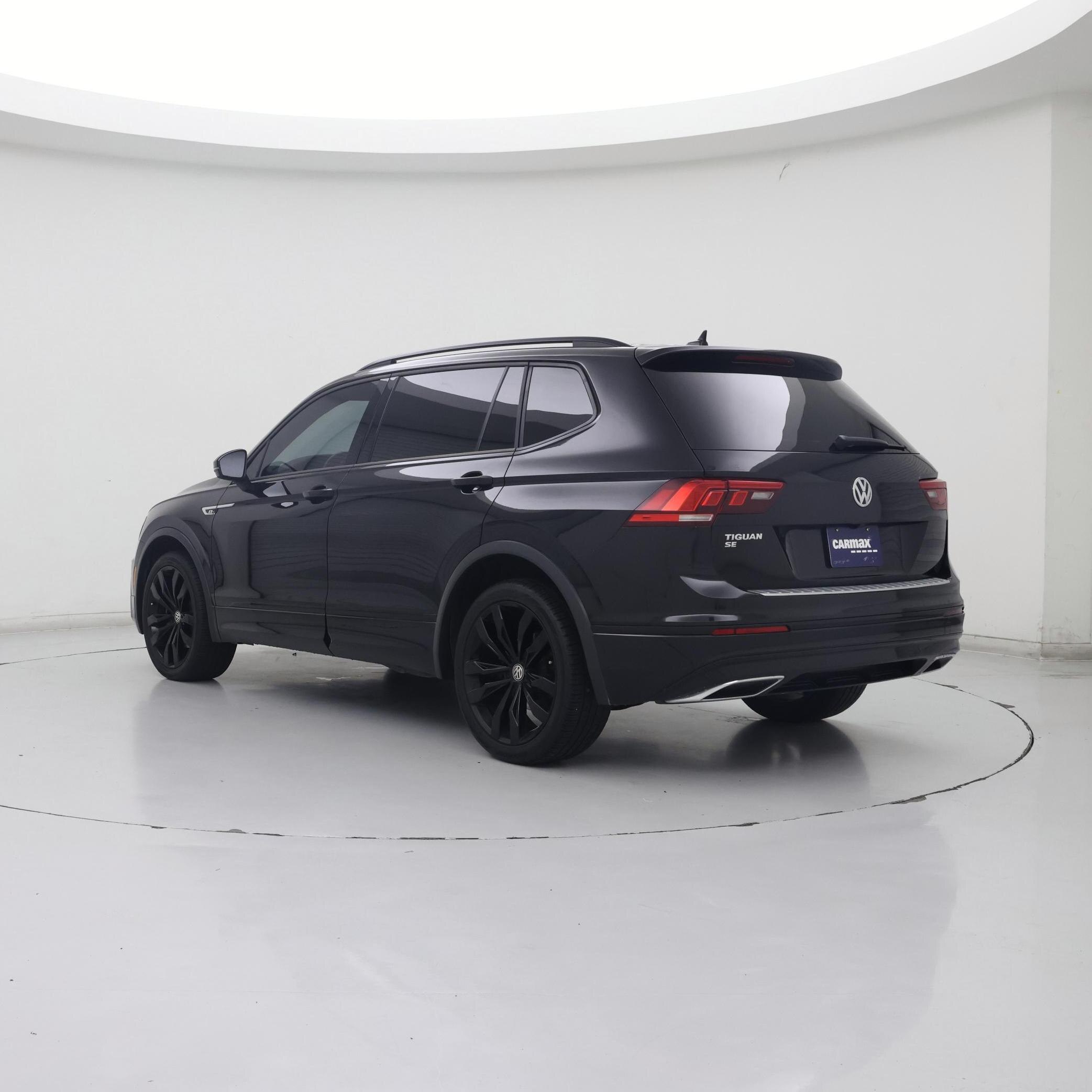 Thumbnail: 2021 Volkswagen Tiguan - 2