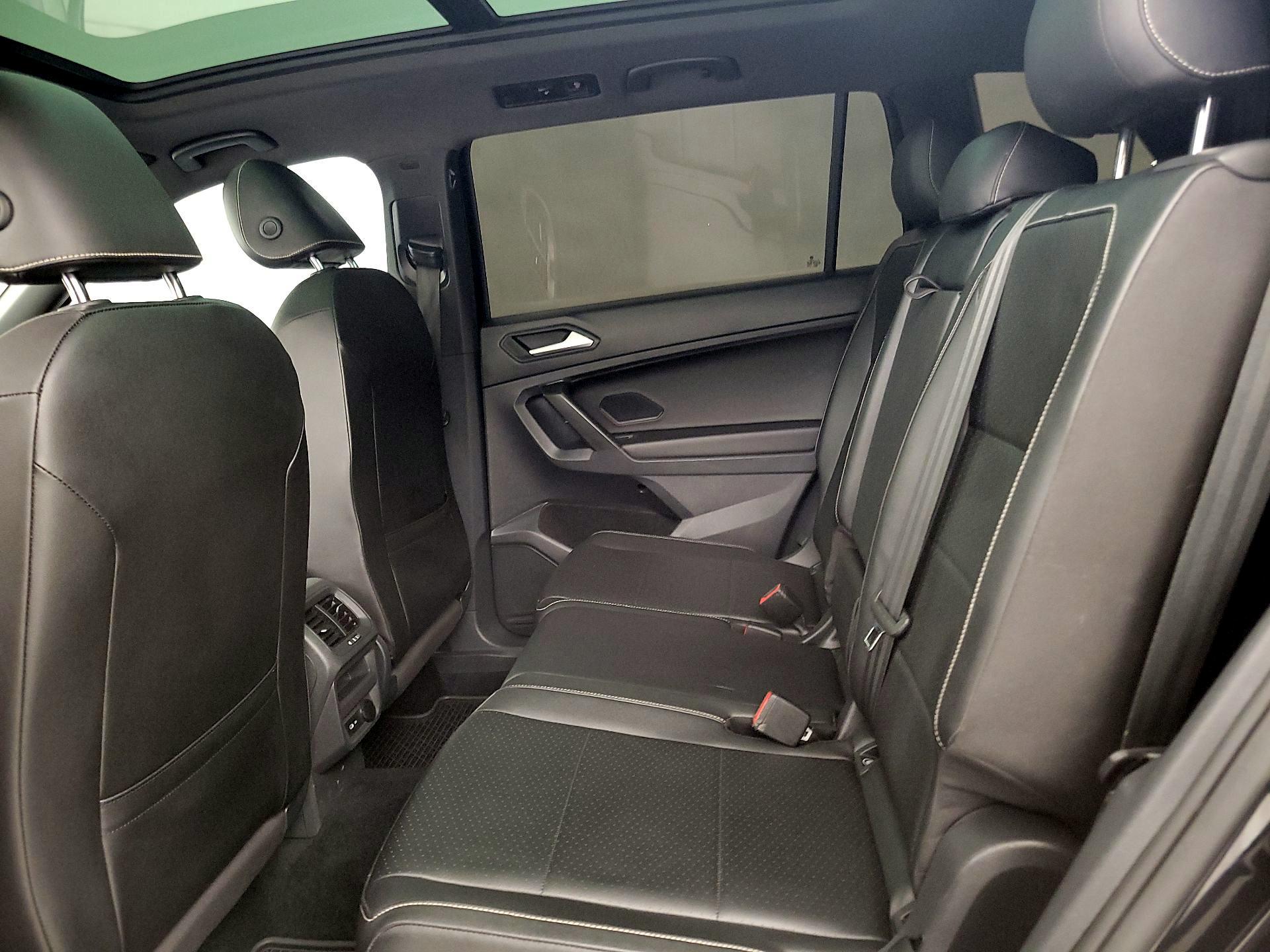 Thumbnail: 2021 Volkswagen Tiguan - 20