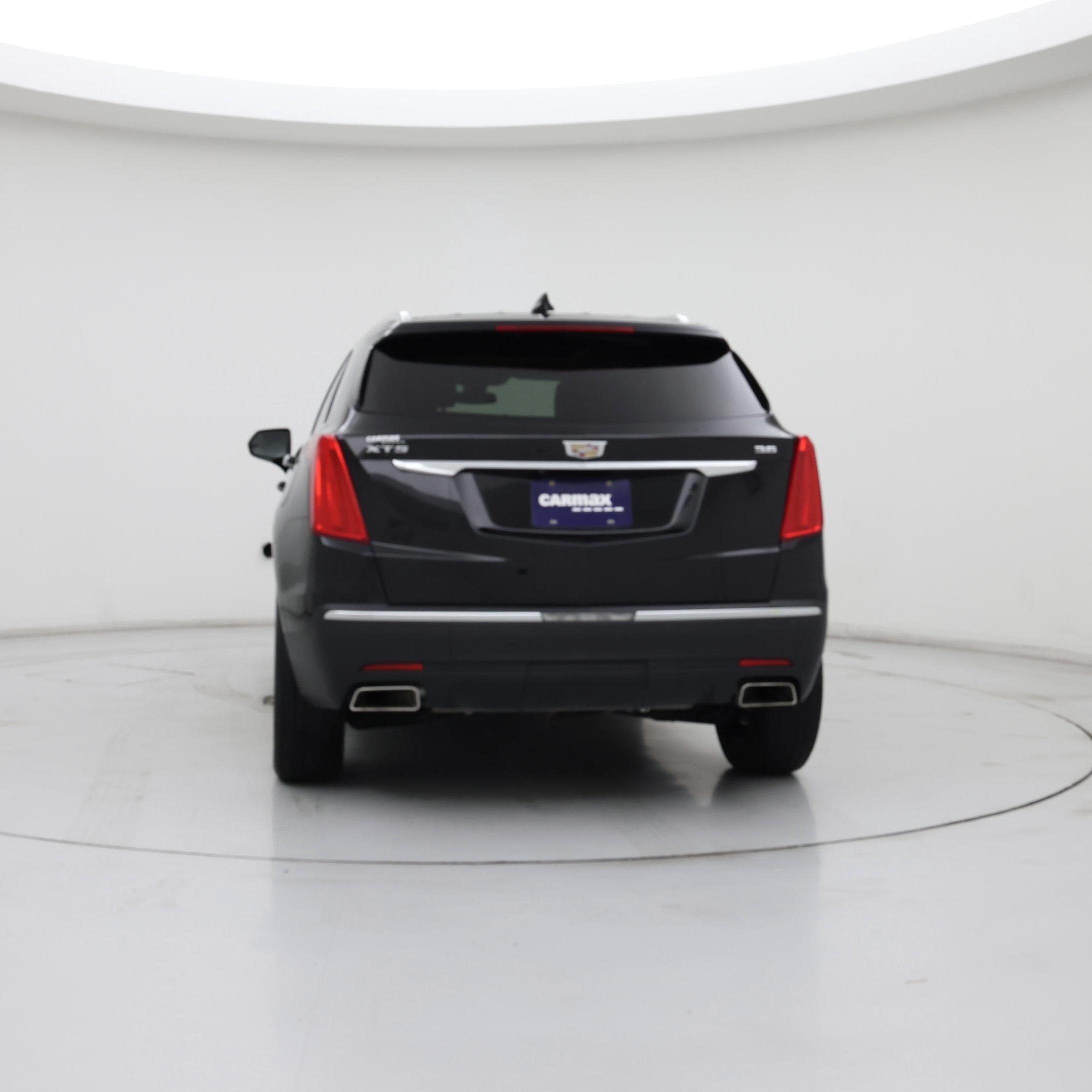 Thumbnail: 2017 Cadillac XT5 - 6