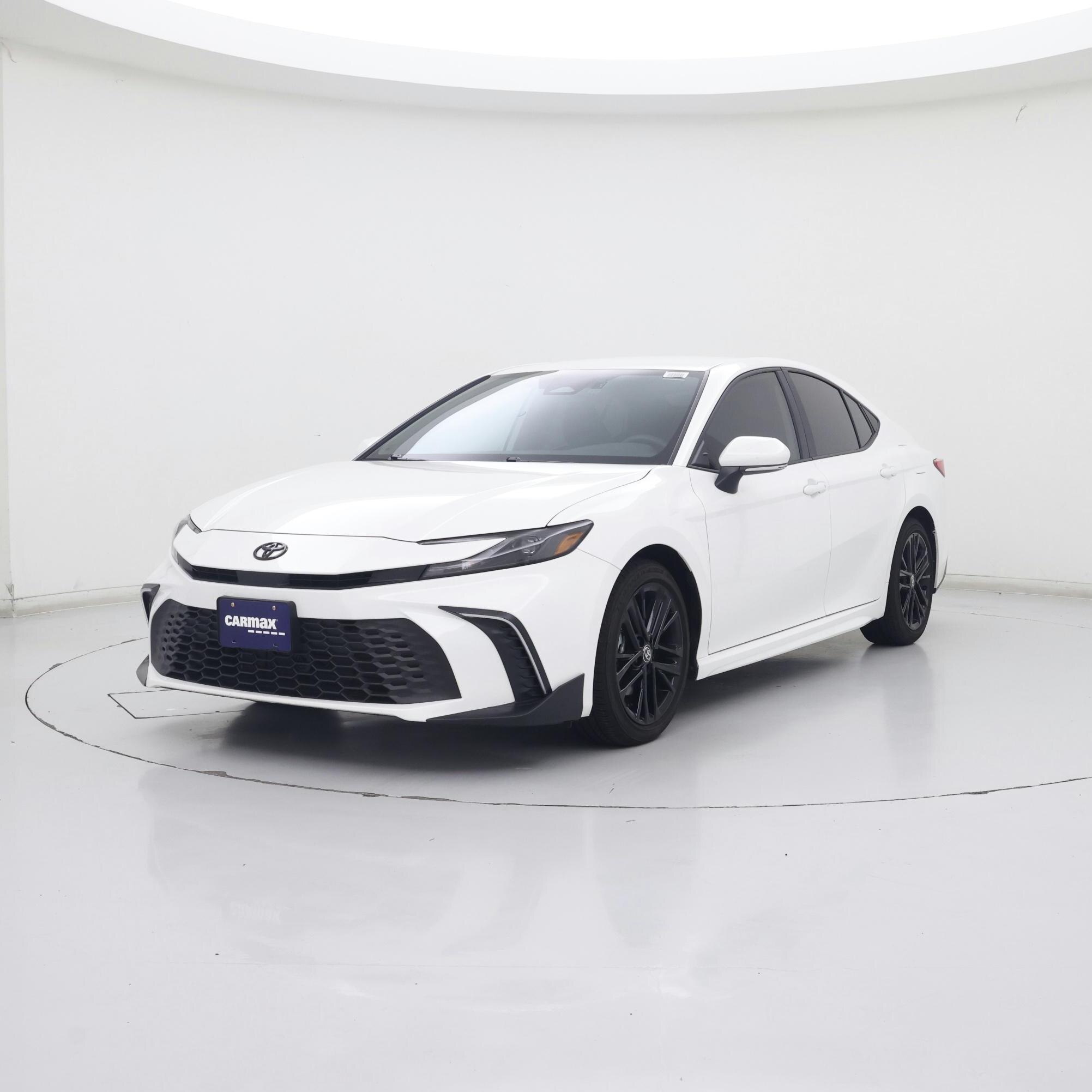 Thumbnail: 2025 Toyota Camry - 4