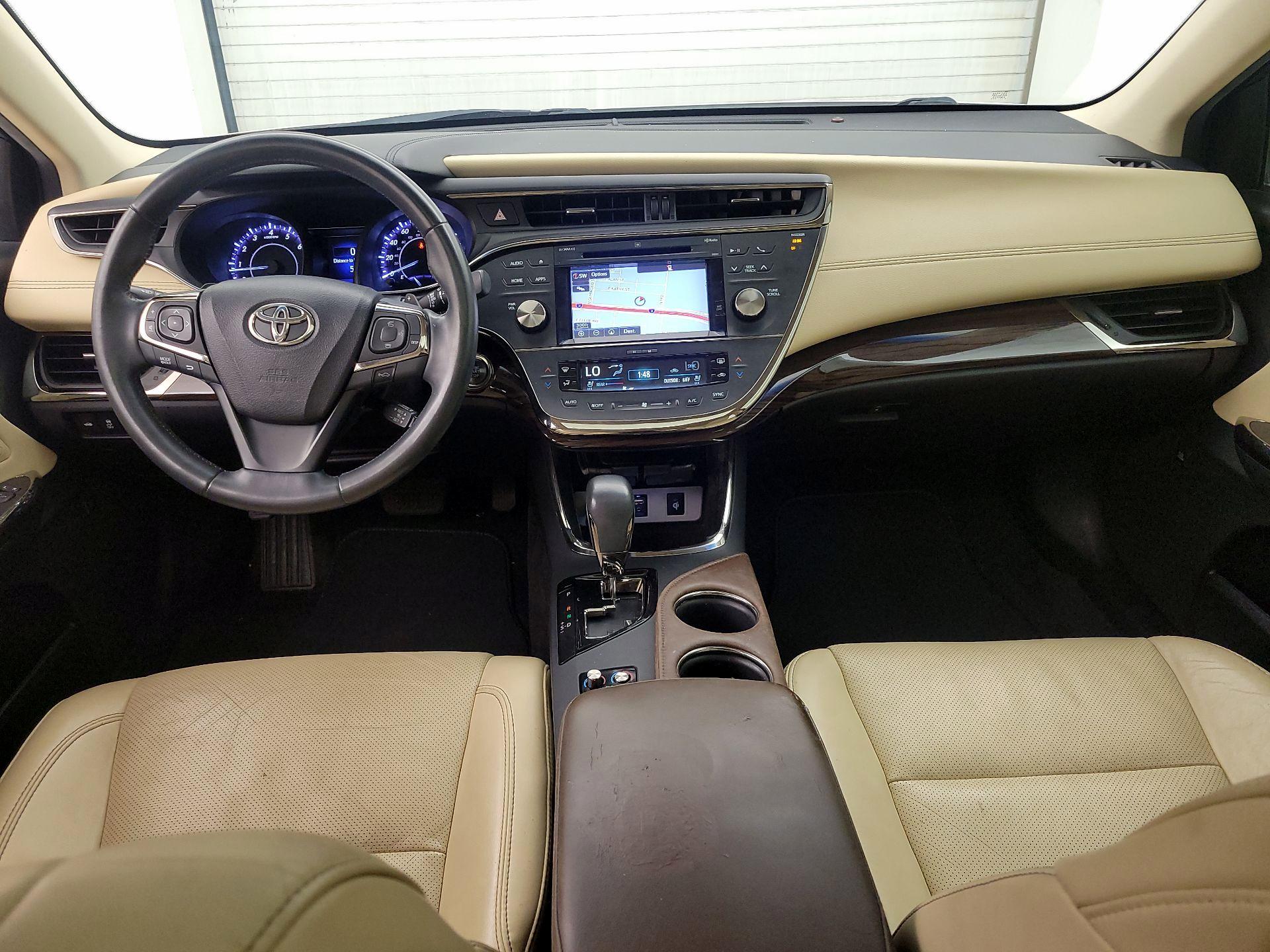 Thumbnail: 2015 Toyota Avalon - 9