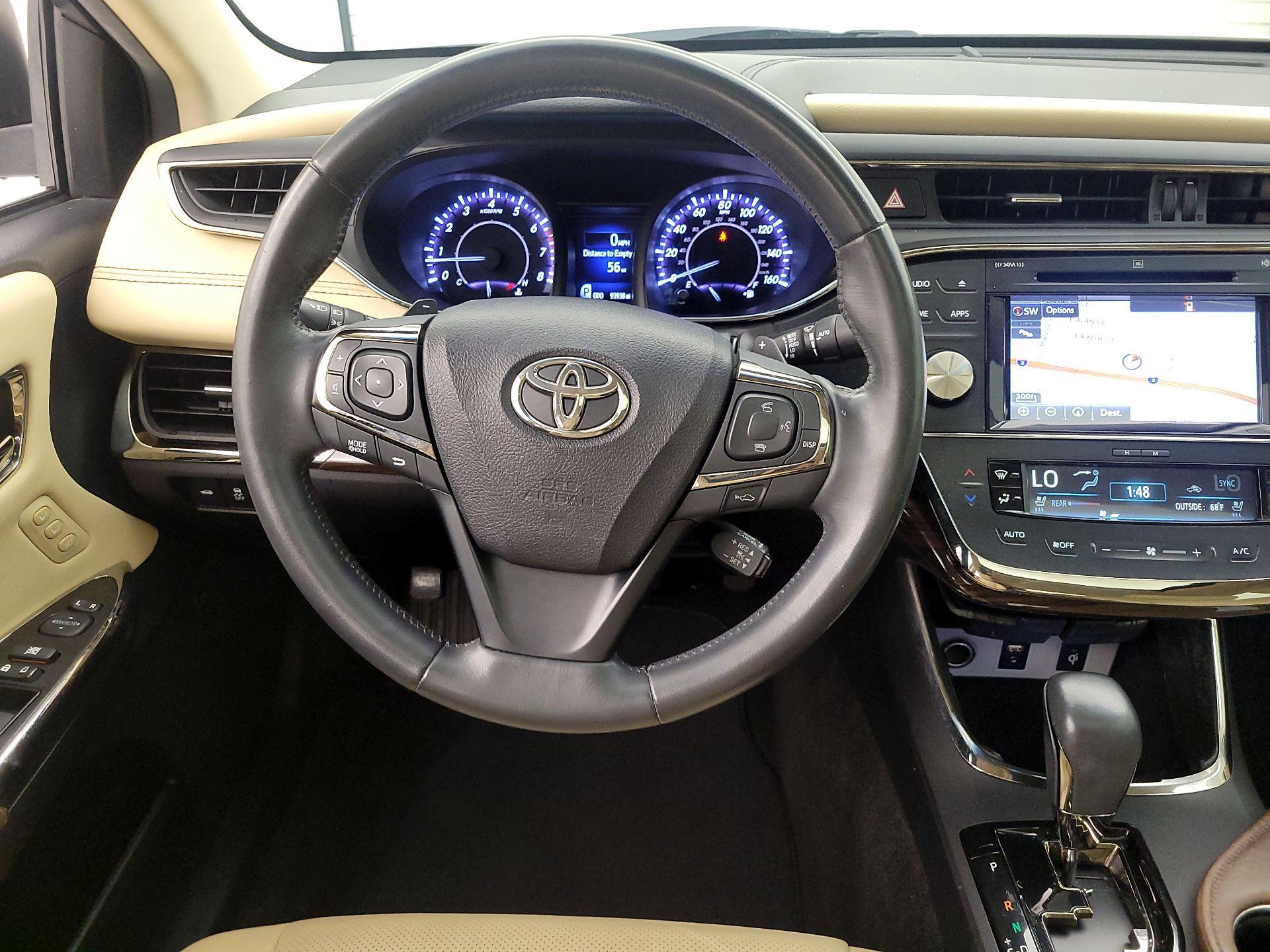 Thumbnail: 2015 Toyota Avalon - 10