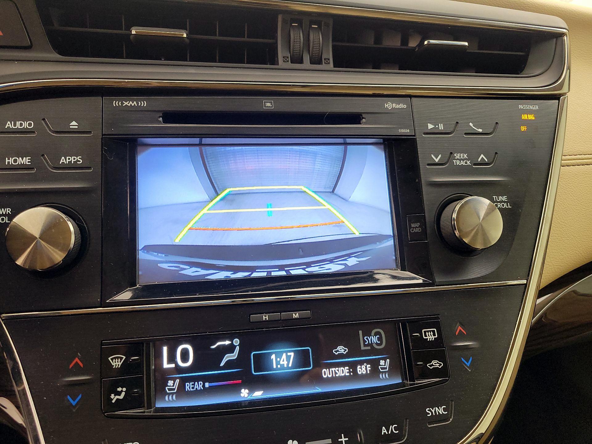 Thumbnail: 2015 Toyota Avalon - 15