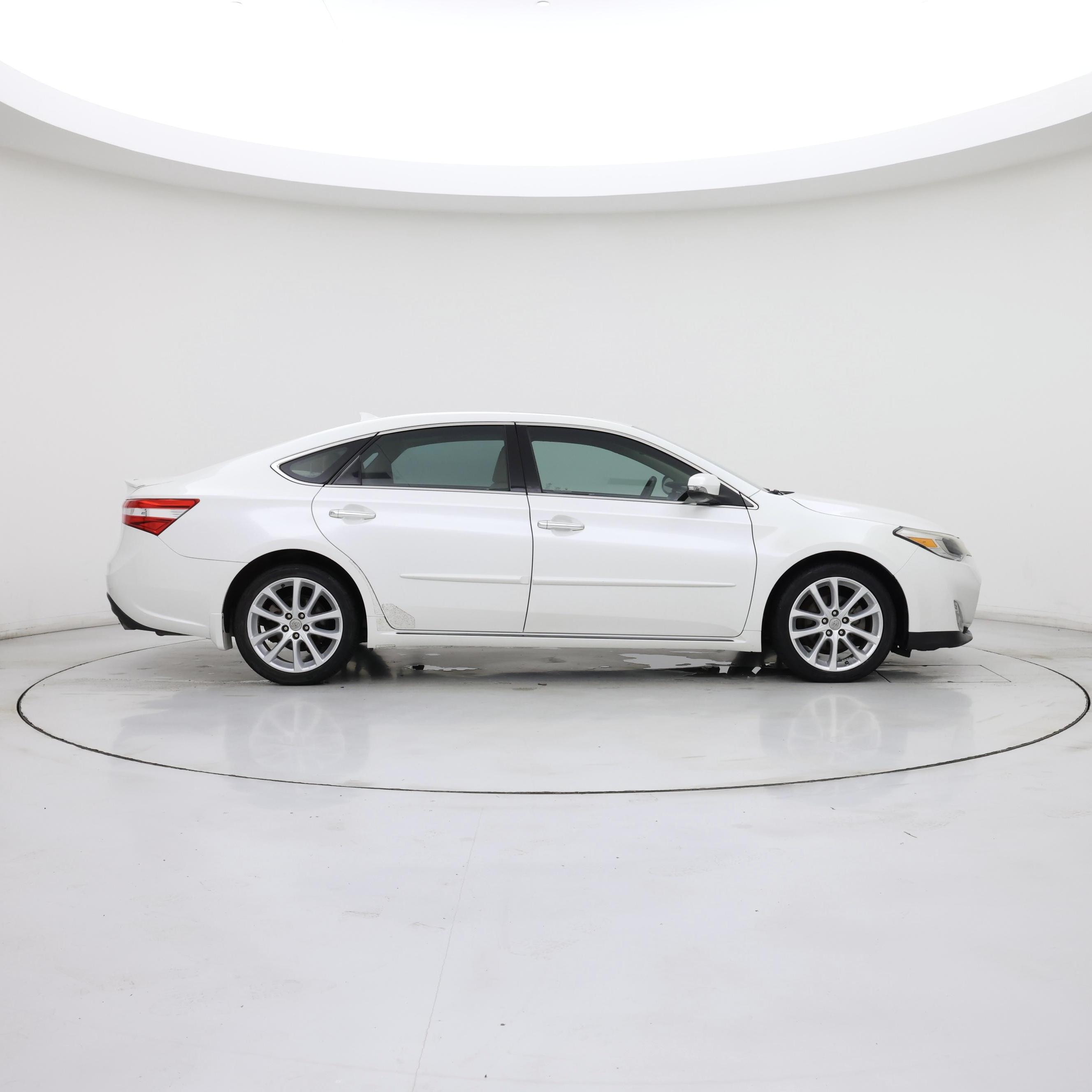 Thumbnail: 2015 Toyota Avalon - 7