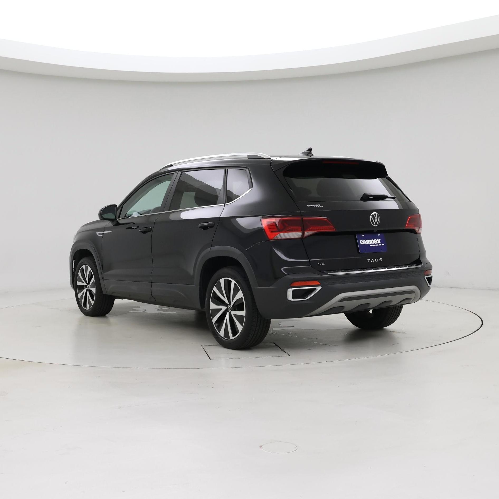 Thumbnail: 2022 Volkswagen Taos - 2
