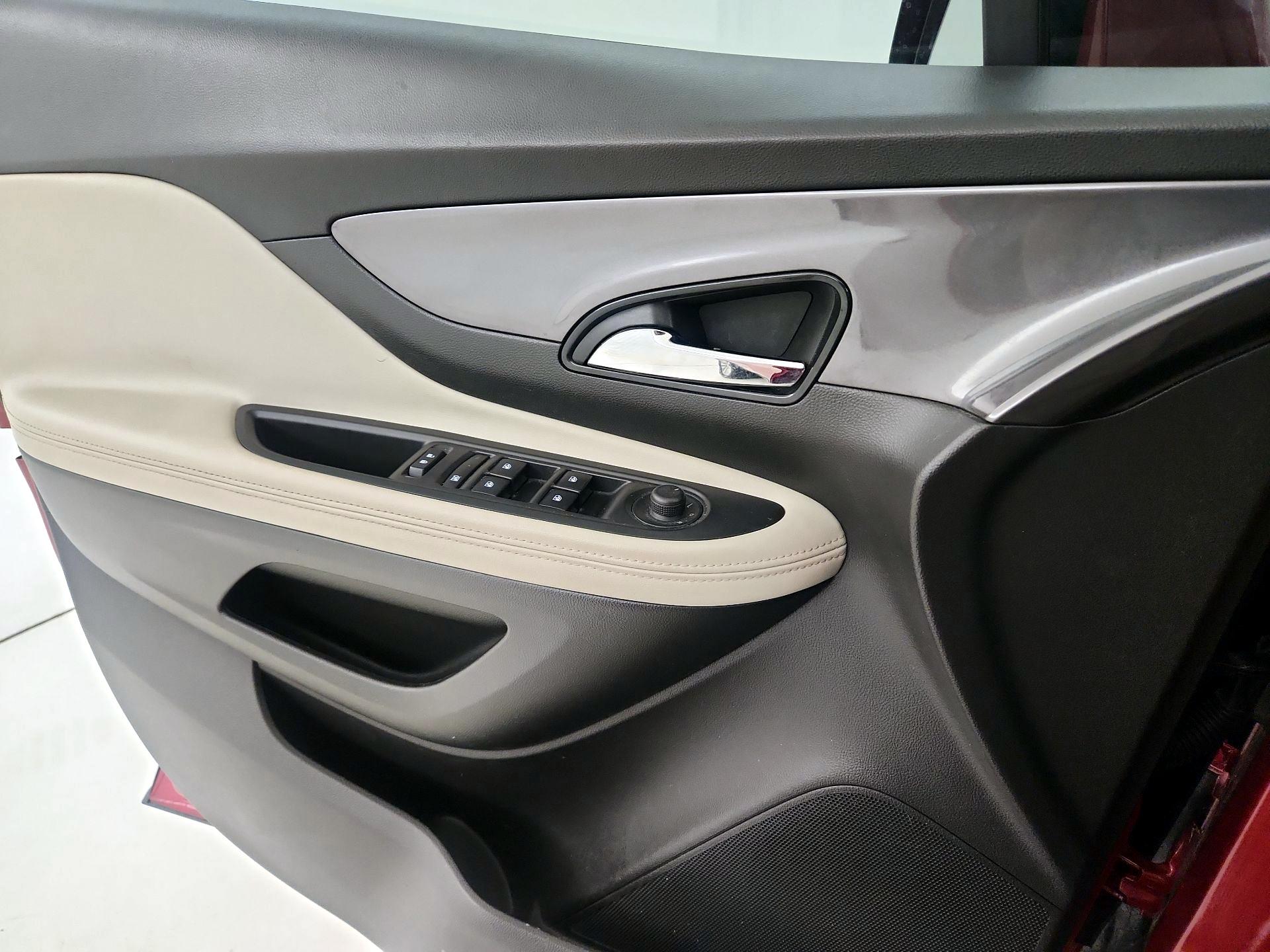Thumbnail: 2019 Buick Encore - 12