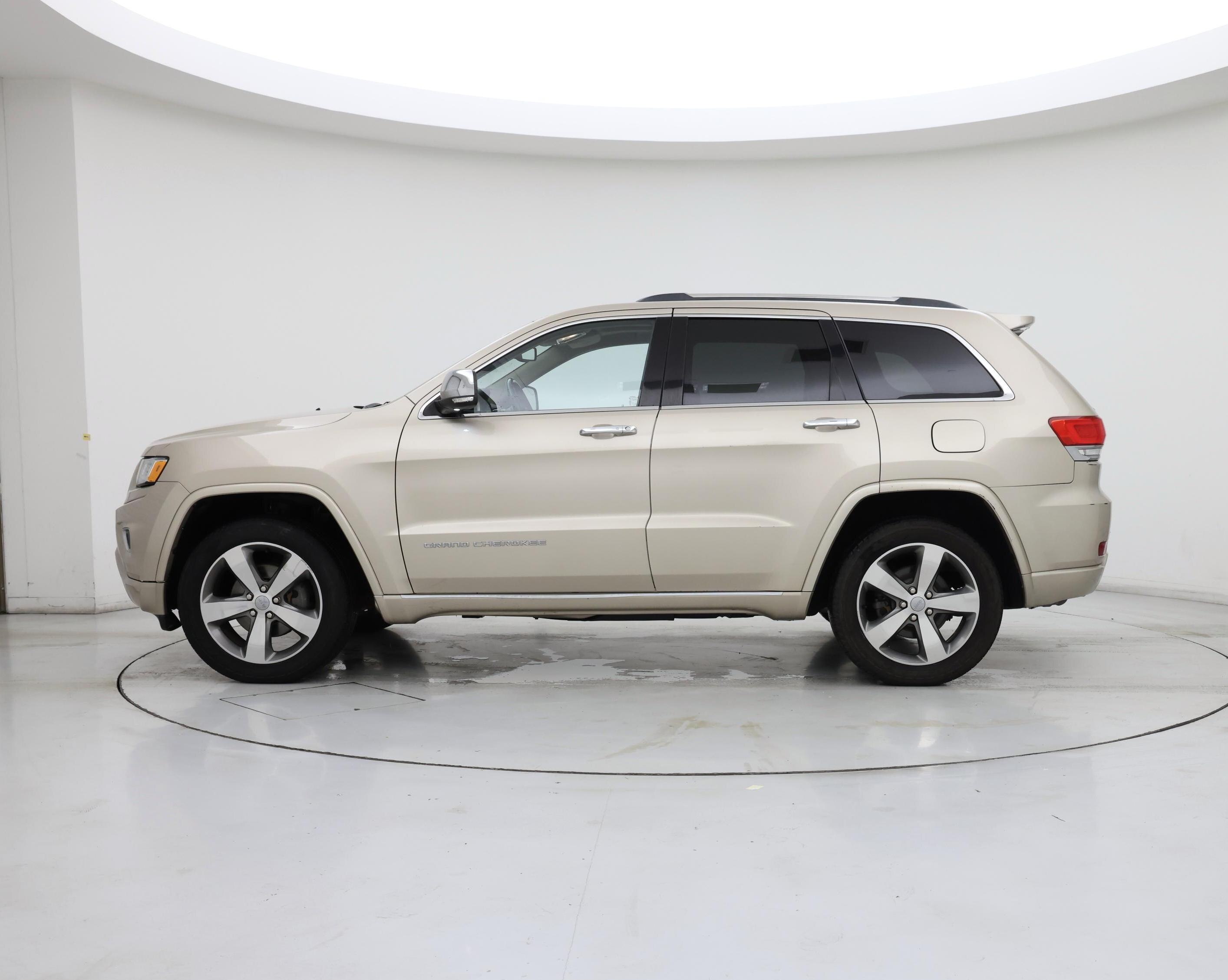 Thumbnail: 2015 Jeep Grand Cherokee - 3