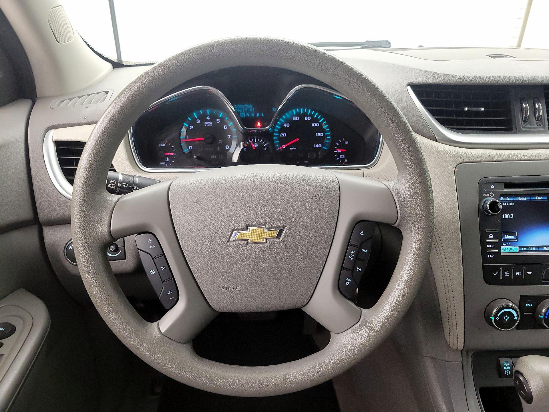 Thumbnail: 2016 Chevrolet Traverse - 10
