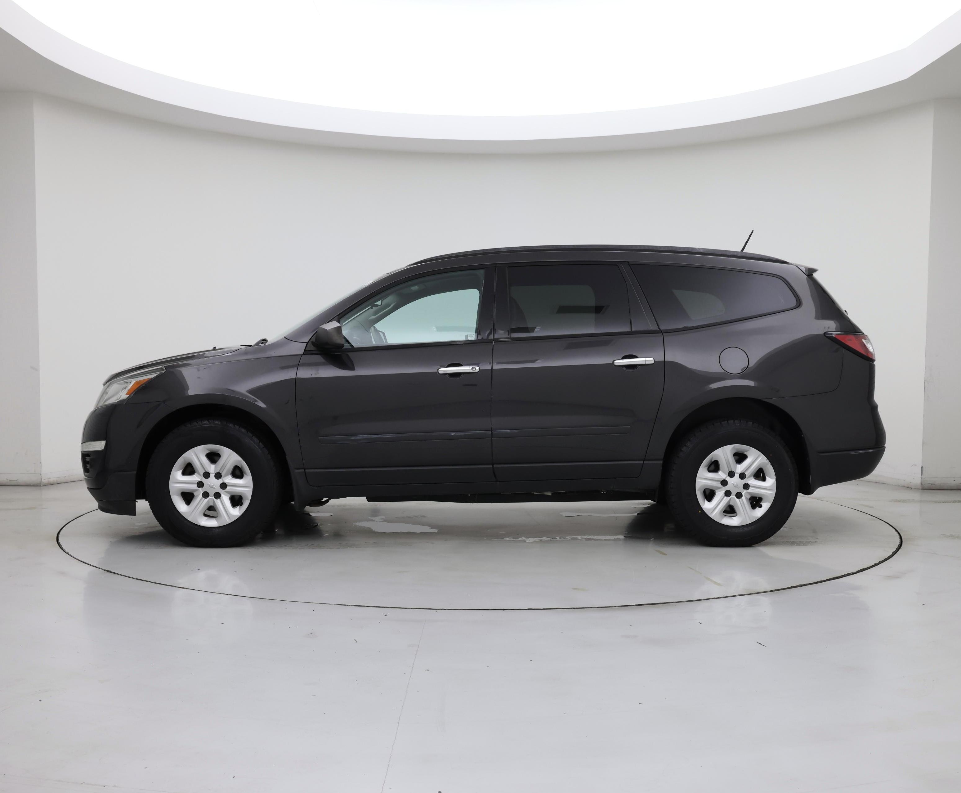 Thumbnail: 2016 Chevrolet Traverse - 3
