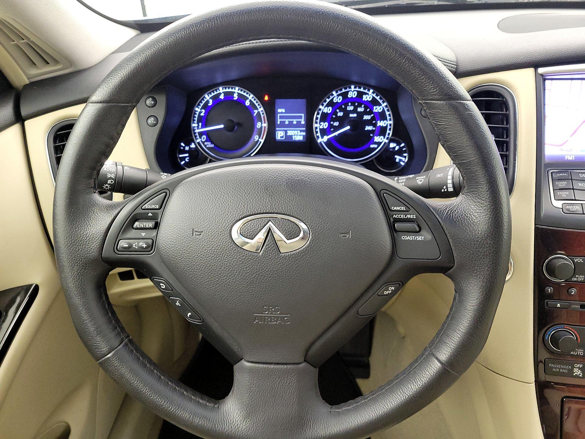 Thumbnail: 2017 INFINITI QX50 - 10