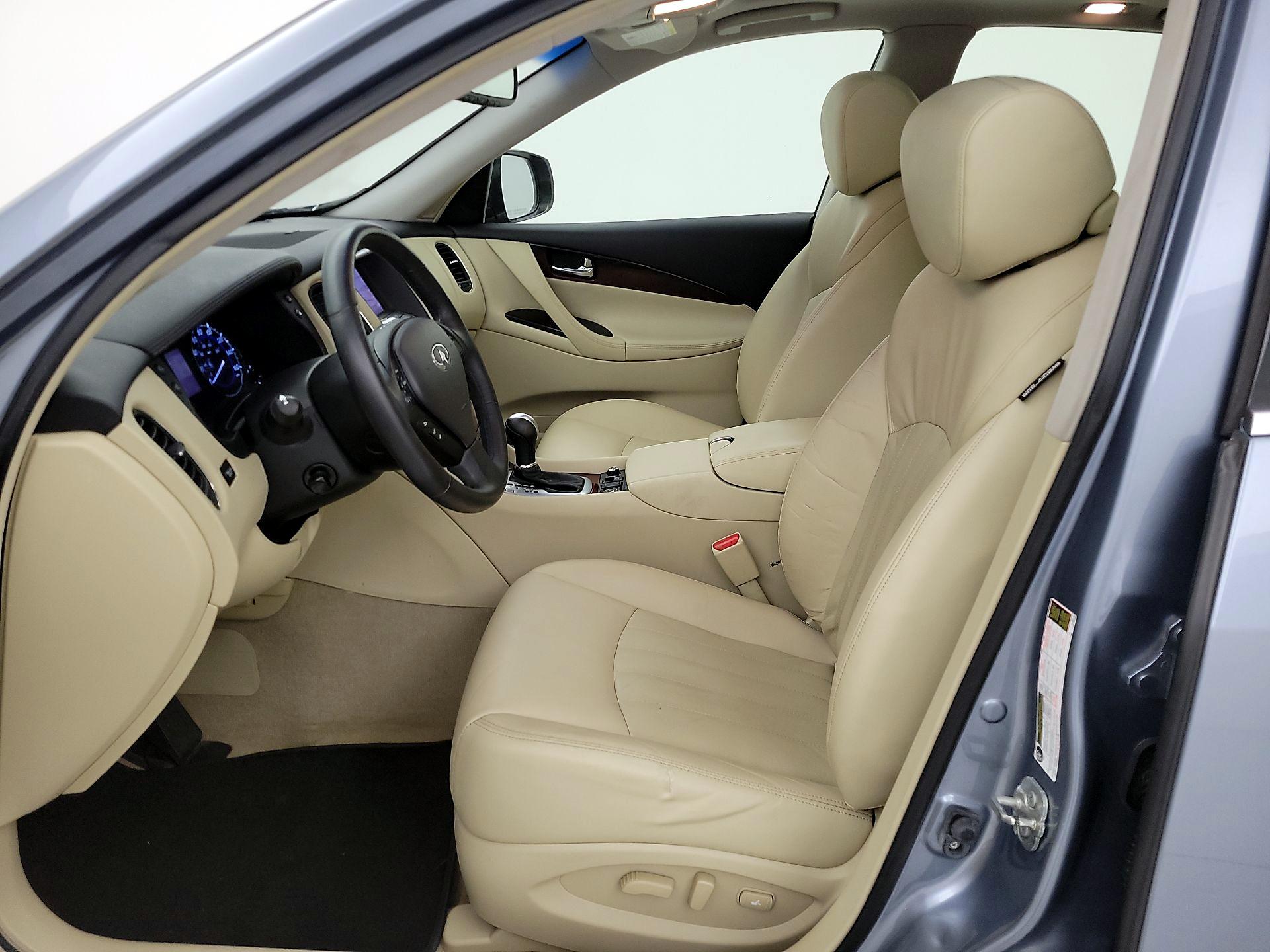 Thumbnail: 2017 INFINITI QX50 - 11