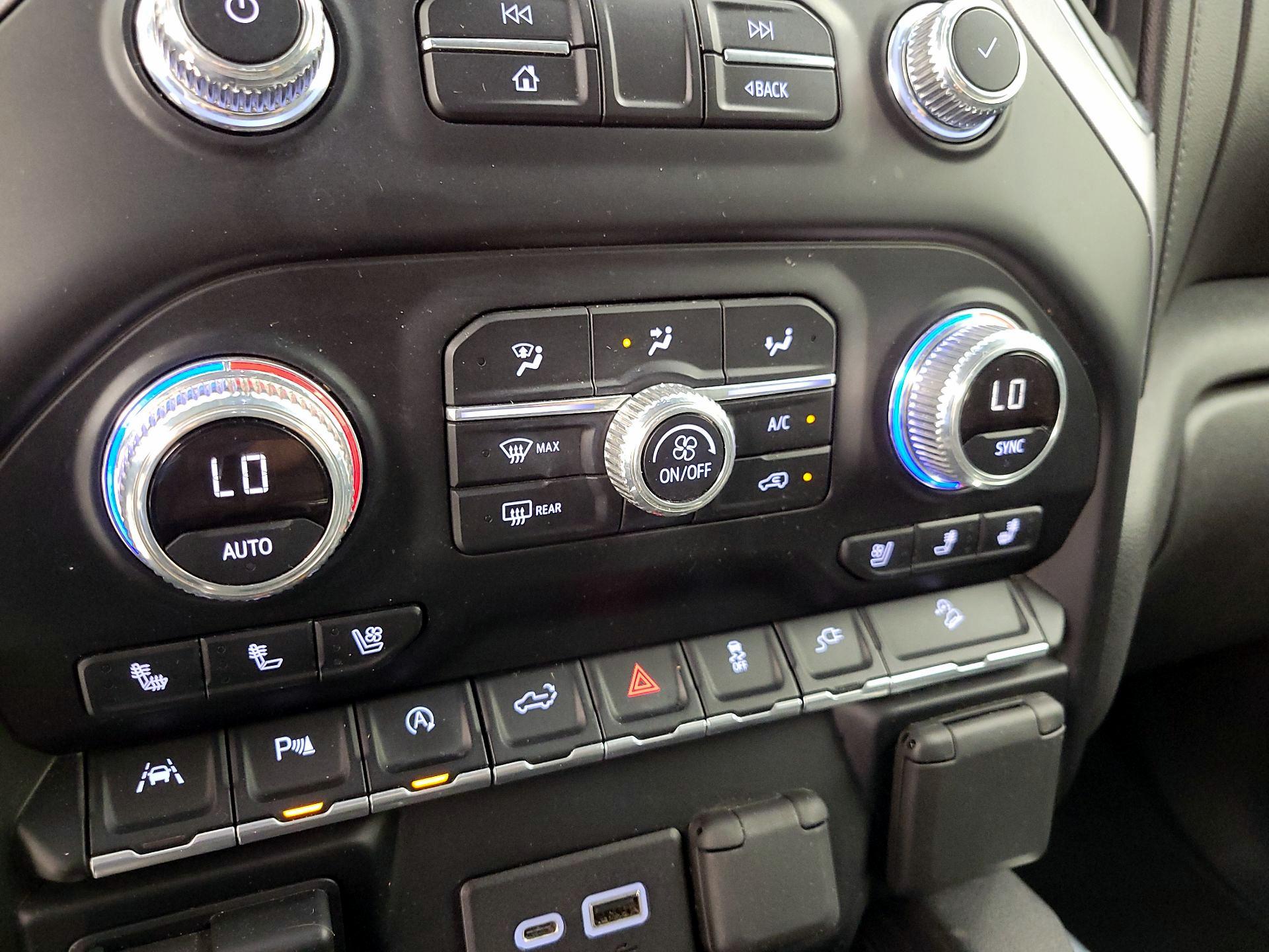 Thumbnail: 2019 GMC Sierra 1500 - 17