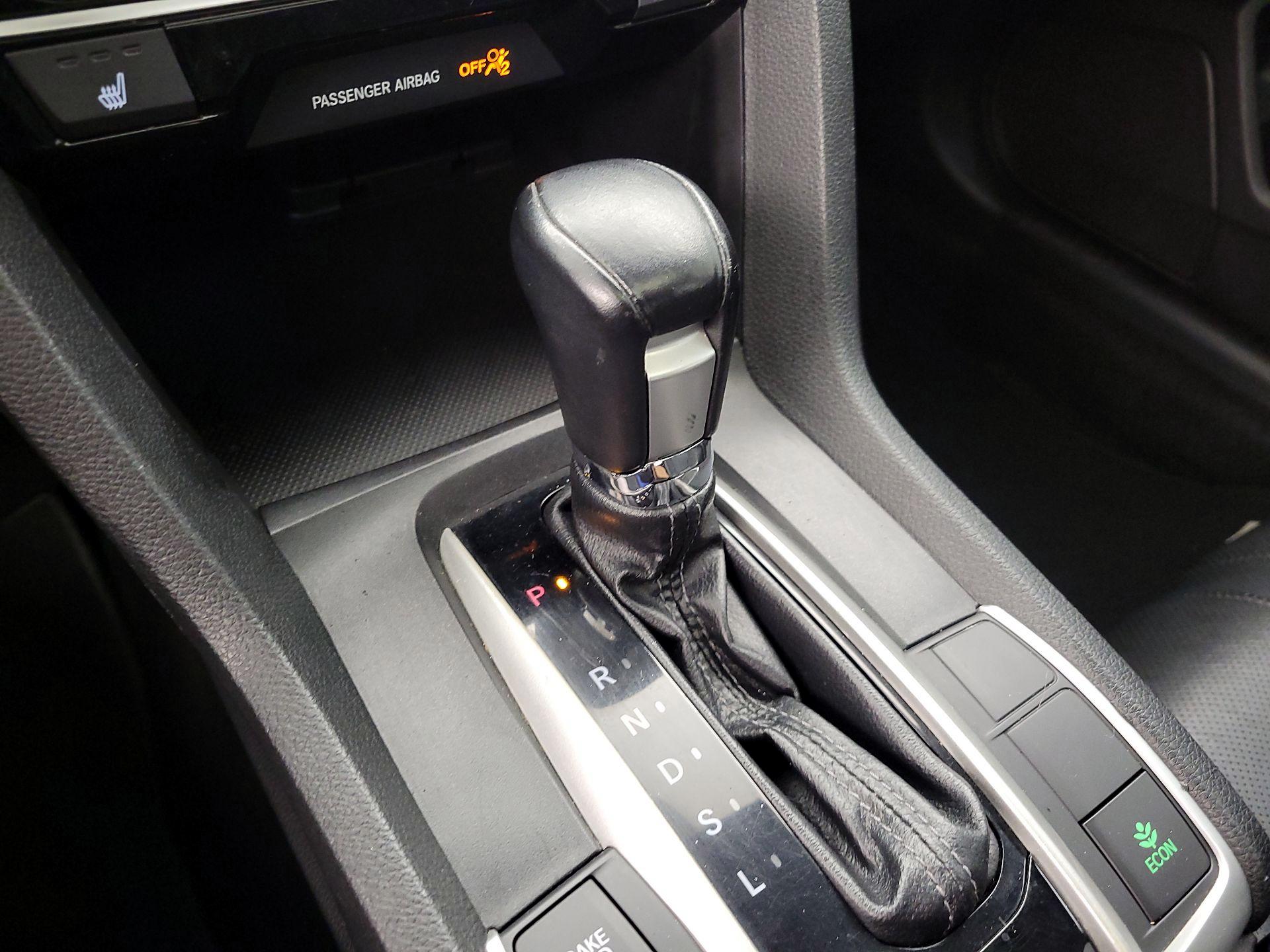 Thumbnail: 2016 Honda Civic - 17