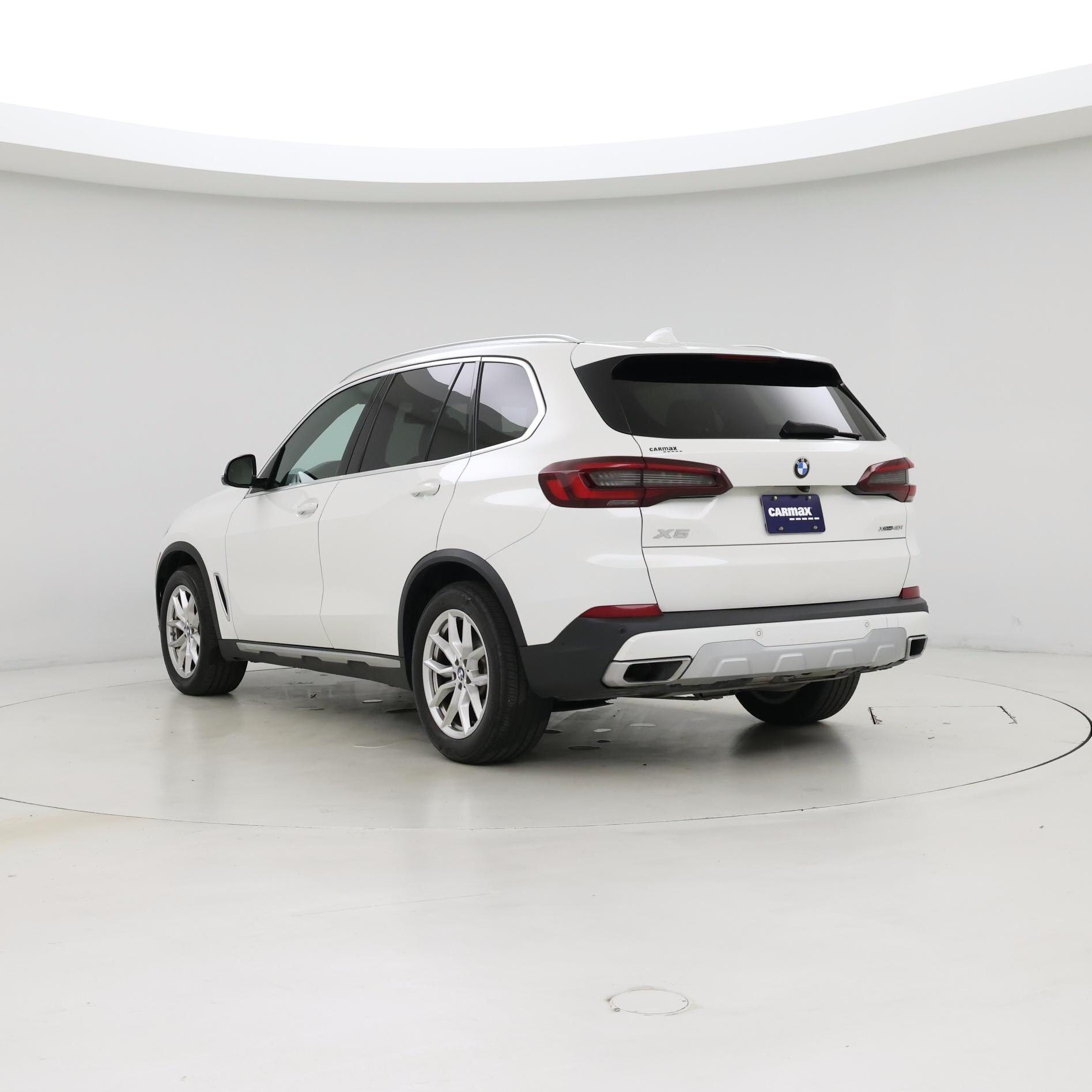 Thumbnail: 2022 BMW X5 - 2