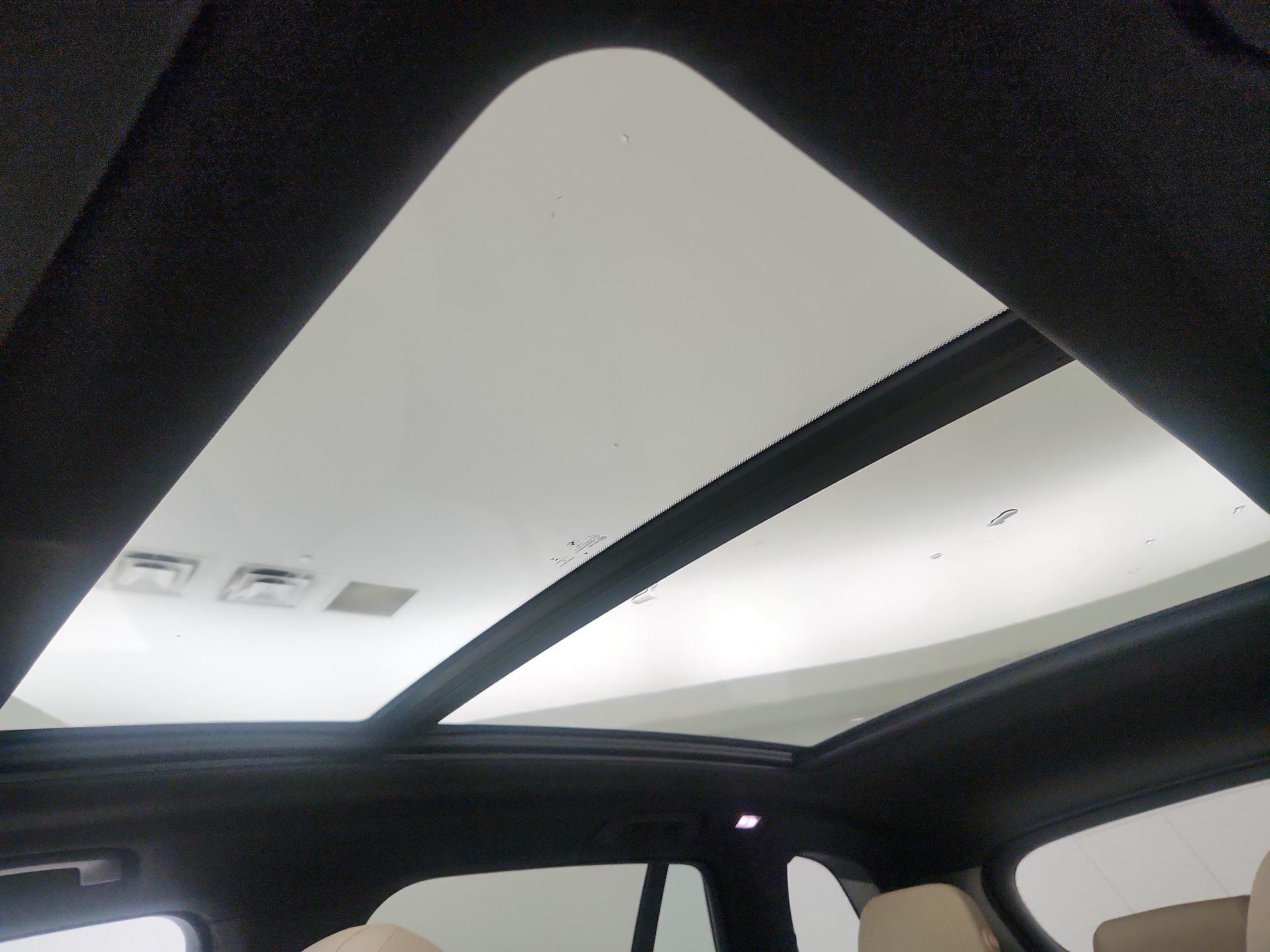 Thumbnail: 2022 BMW X5 - 20