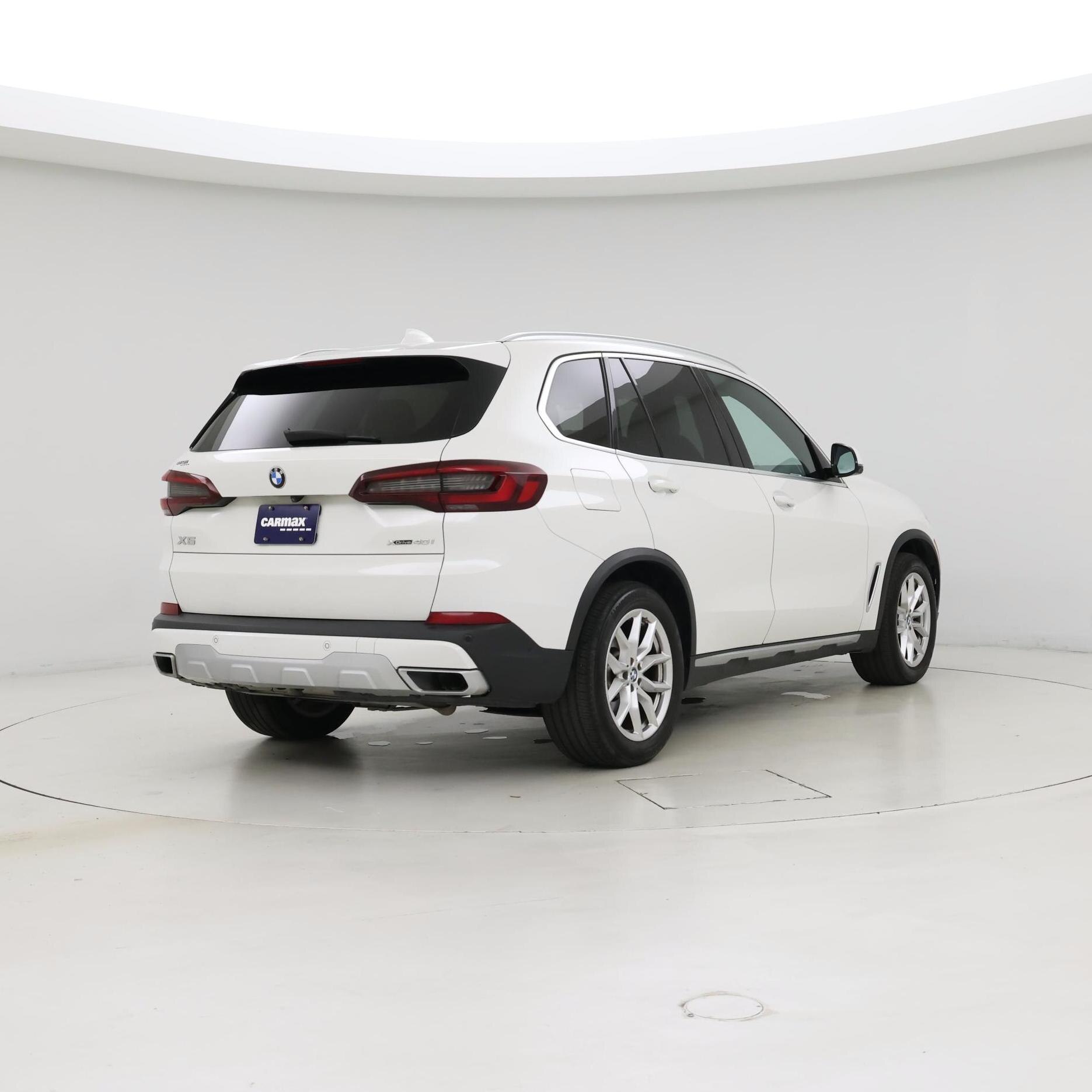 Thumbnail: 2022 BMW X5 - 8