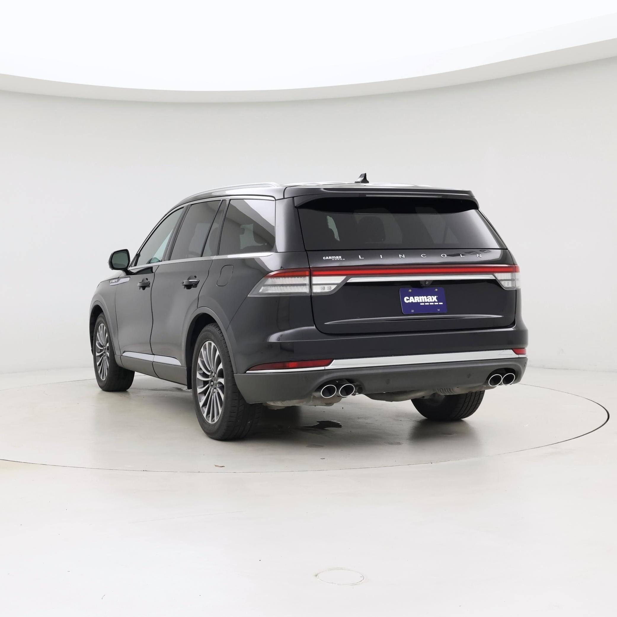 Thumbnail: 2020 Lincoln Aviator - 2