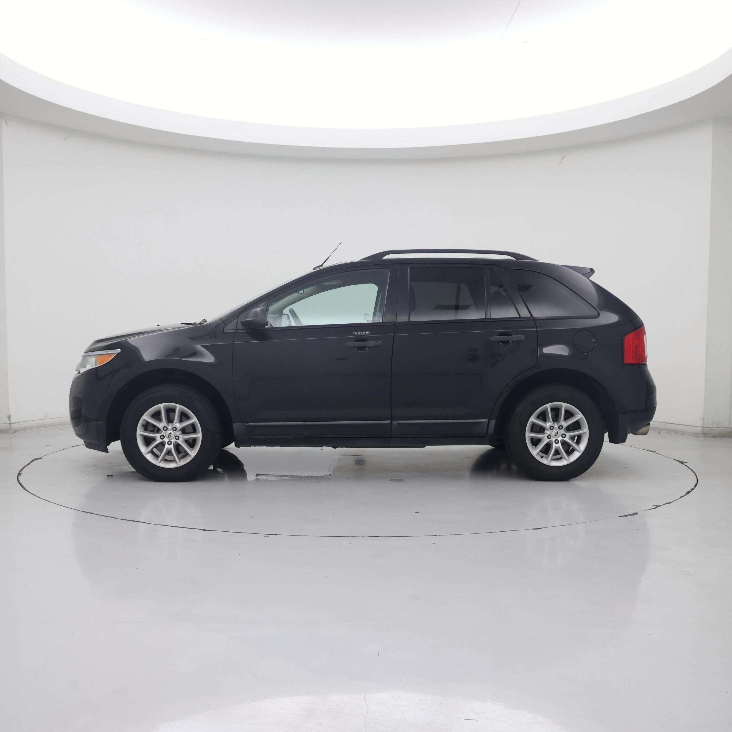 Thumbnail: 2013 Ford Edge - 3