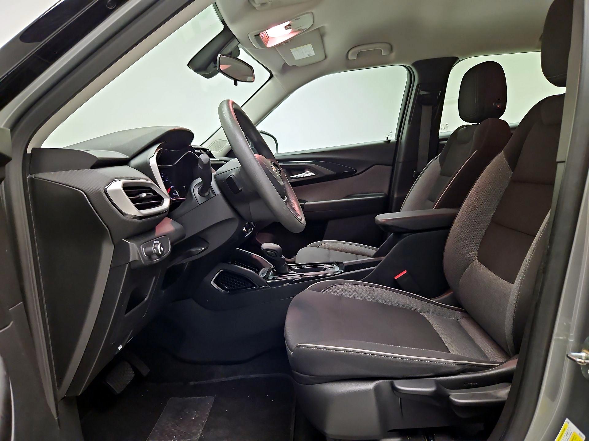 Thumbnail: 2023 Chevrolet TrailBlazer - 11