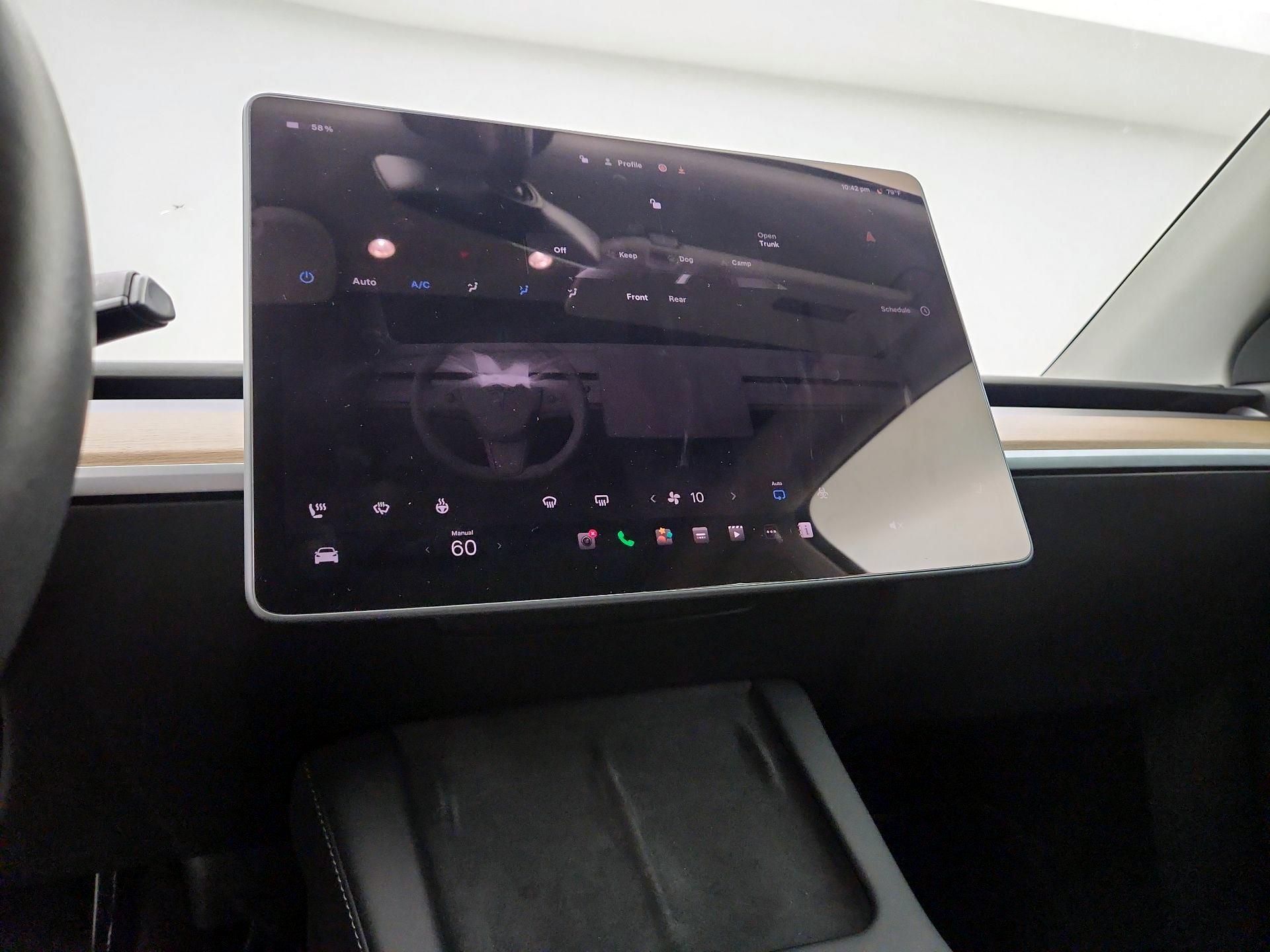 Thumbnail: 2022 Tesla Model Y - 14
