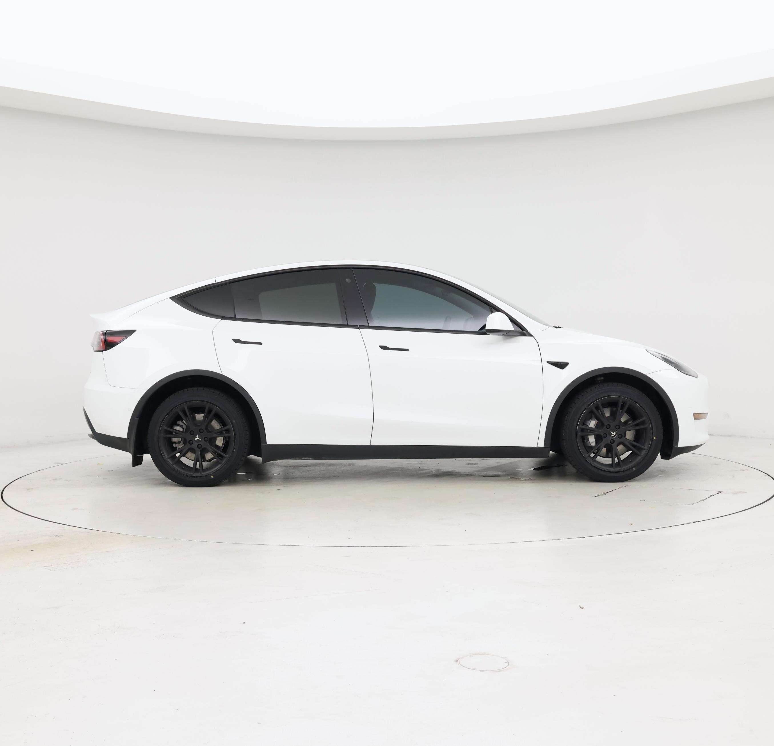 Thumbnail: 2022 Tesla Model Y - 7