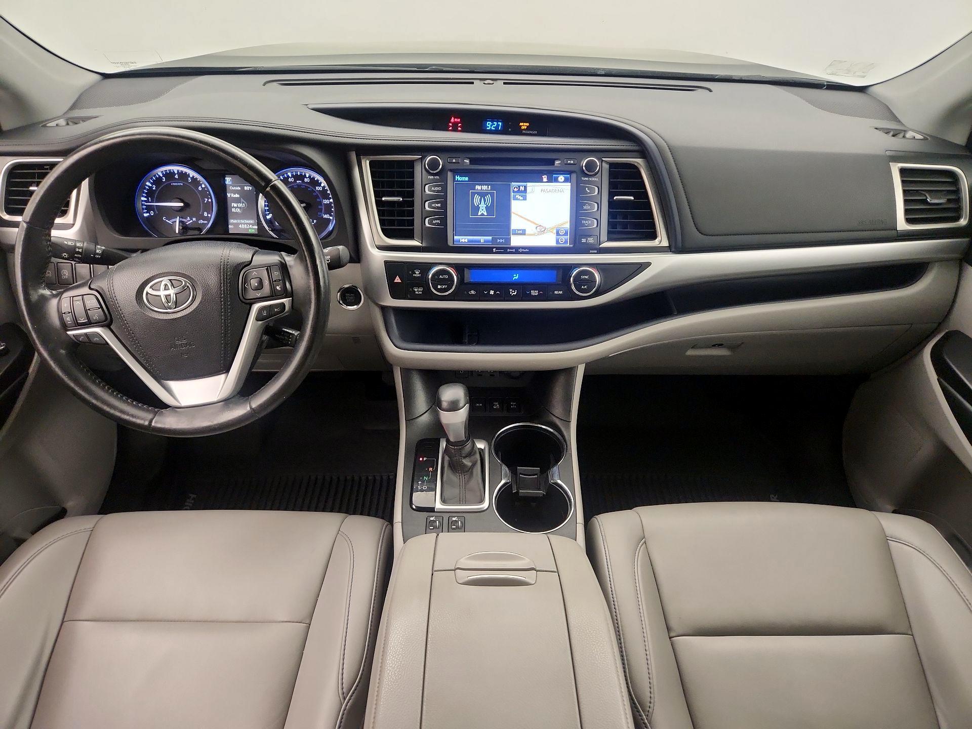 Thumbnail: 2019 Toyota Highlander - 9