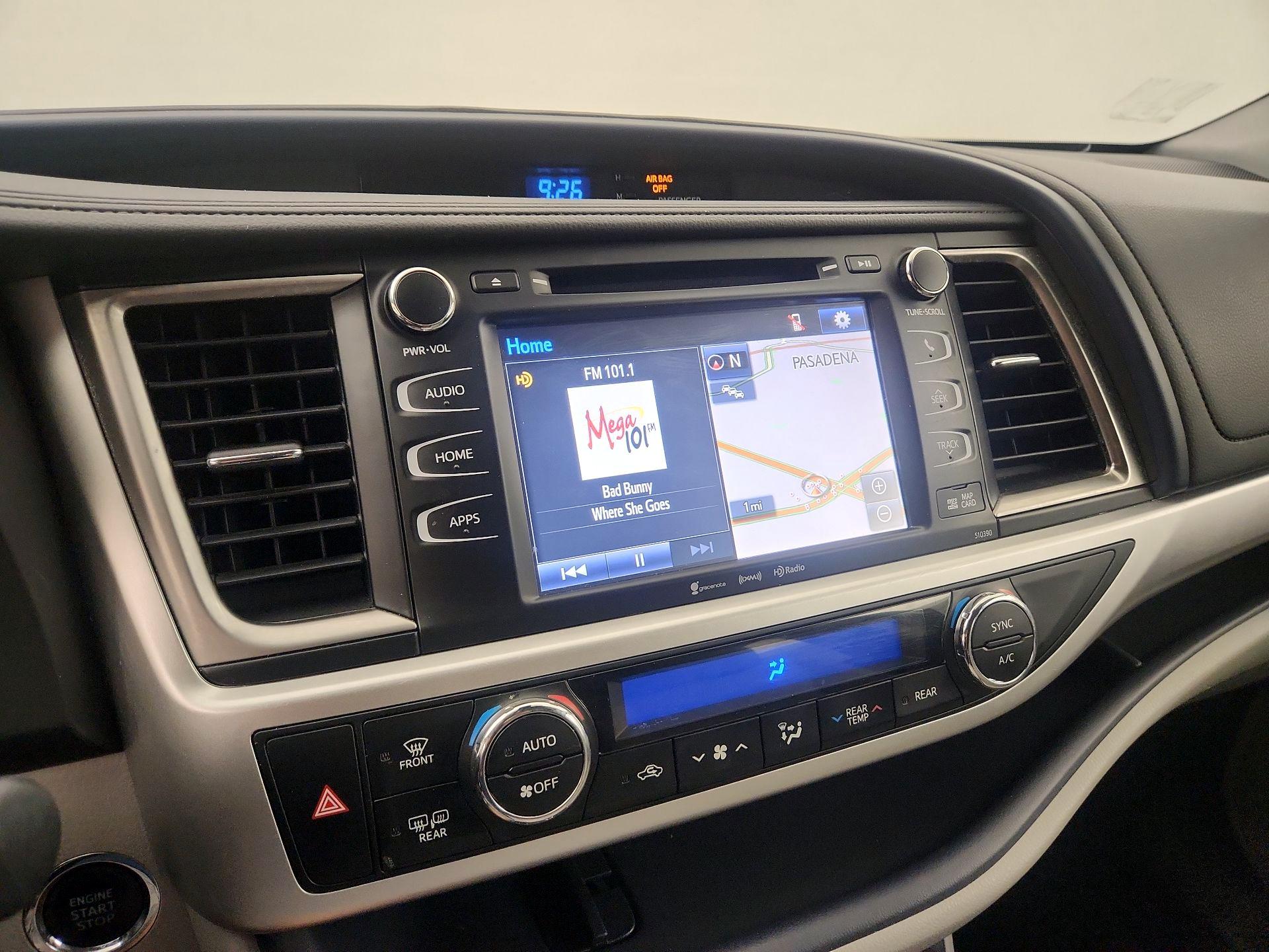 Thumbnail: 2019 Toyota Highlander - 13