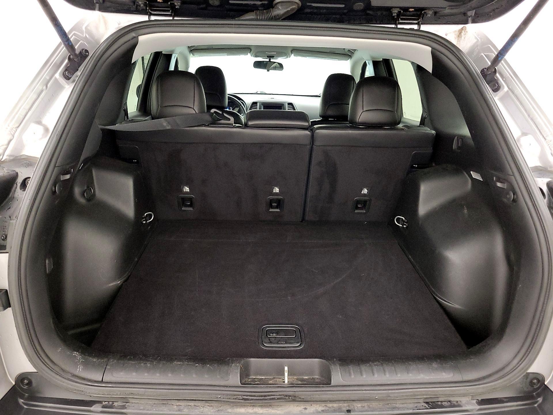 Thumbnail: 2019 Jeep Cherokee - 20